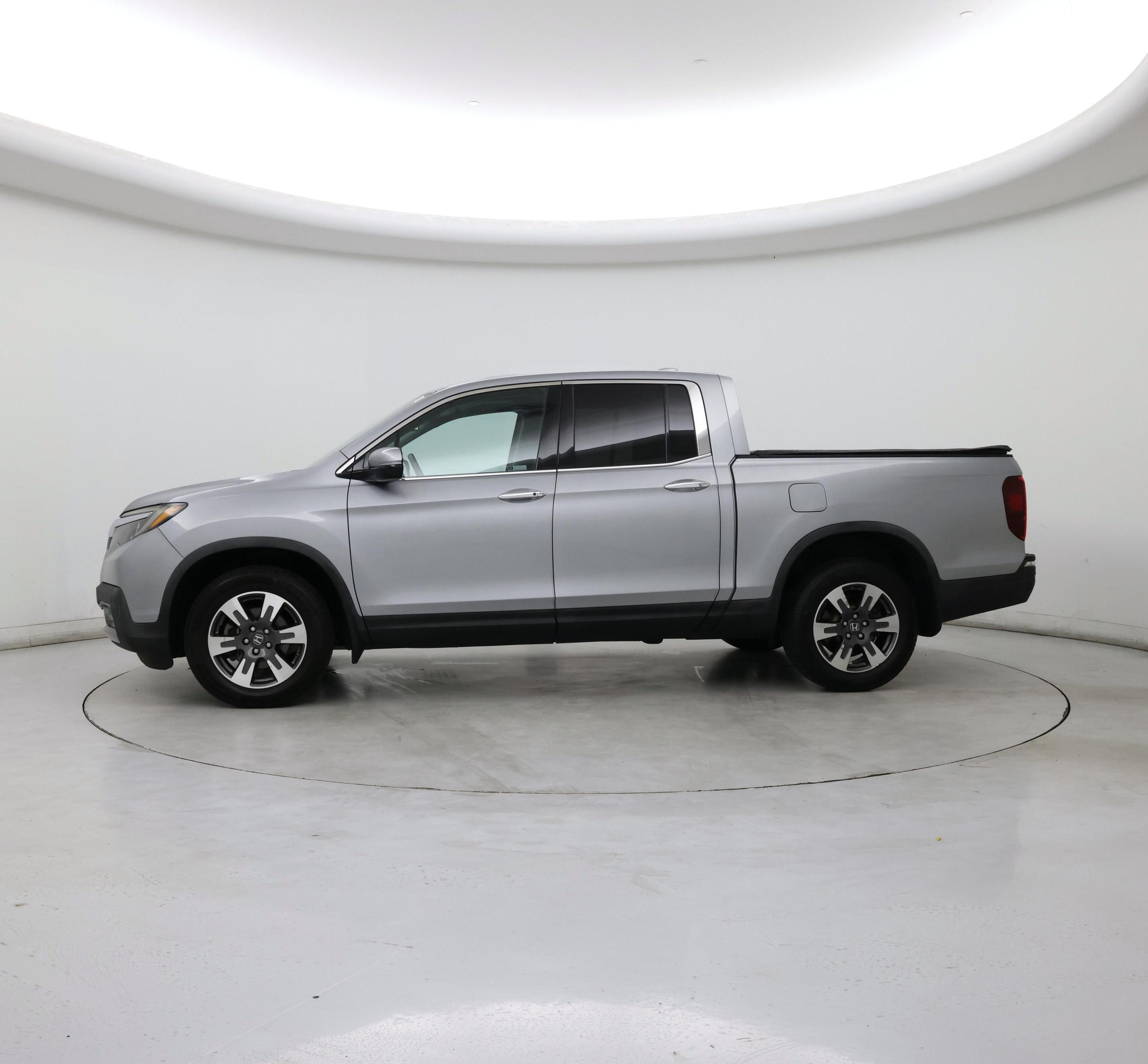 Thumbnail: 2018 Honda Ridgeline - 3