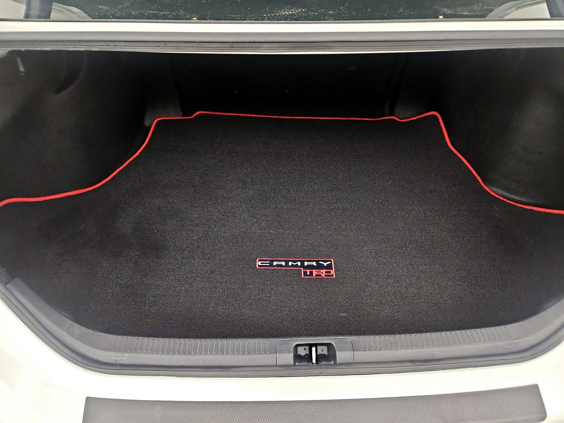 Thumbnail: 2021 Toyota Camry - 20