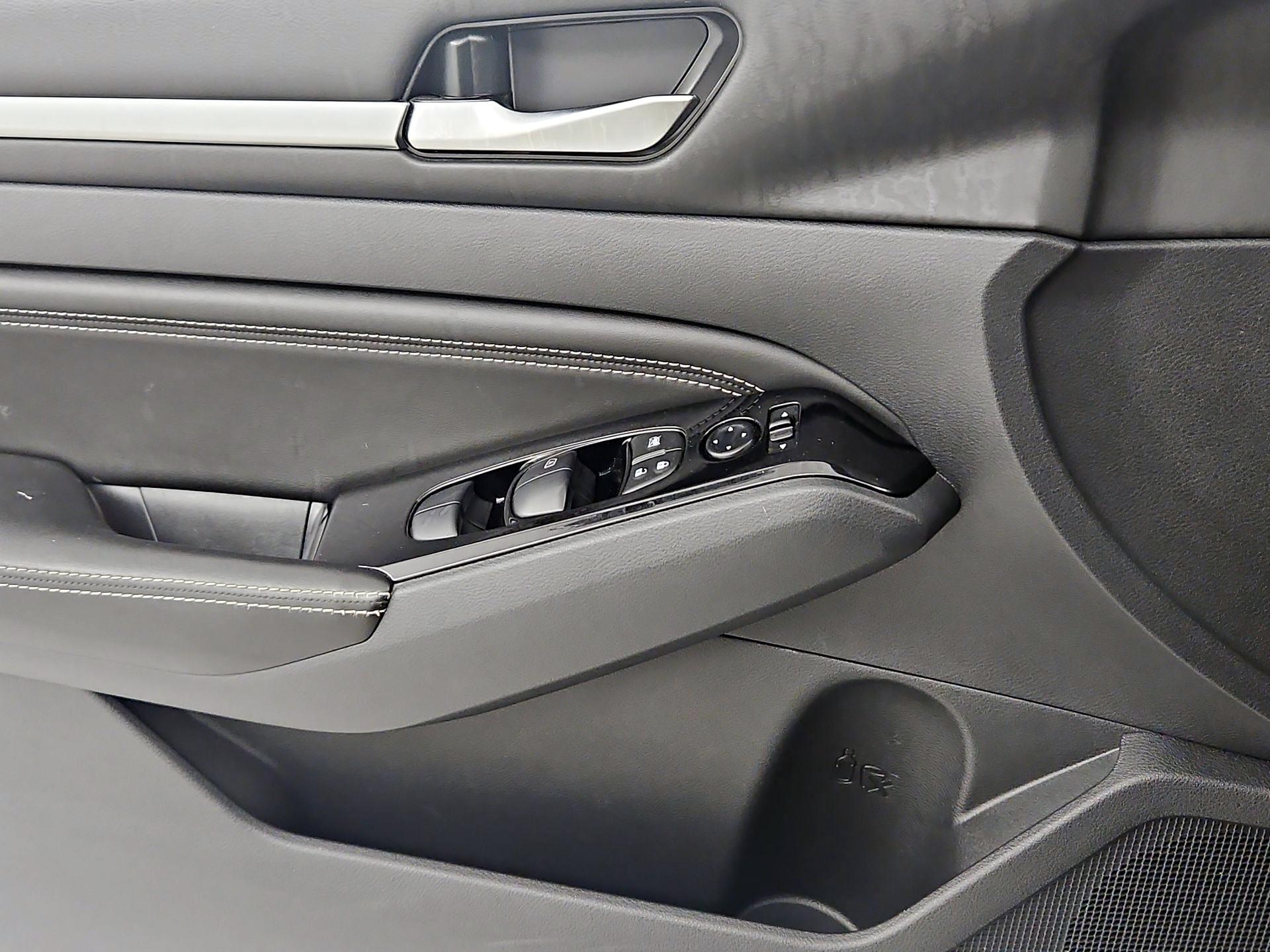 Thumbnail: 2021 Nissan Altima - 12