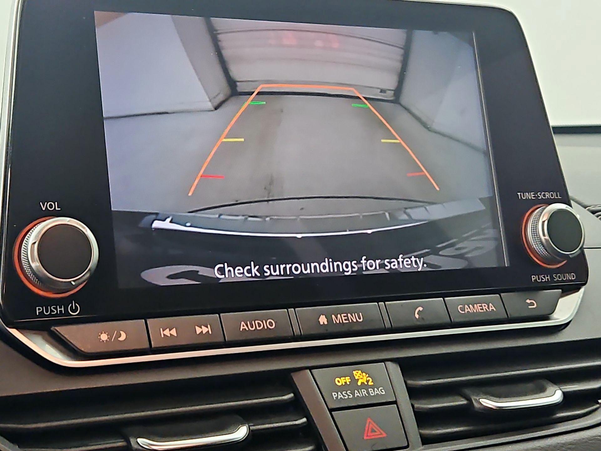 Thumbnail: 2021 Nissan Altima - 14