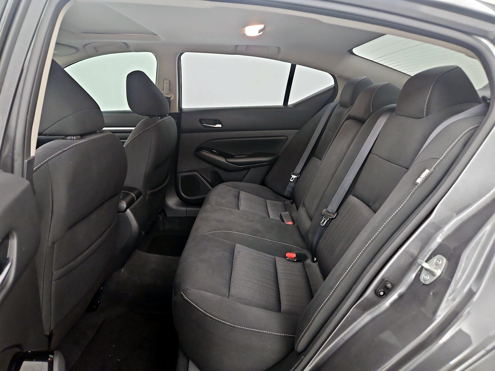 Thumbnail: 2021 Nissan Altima - 20