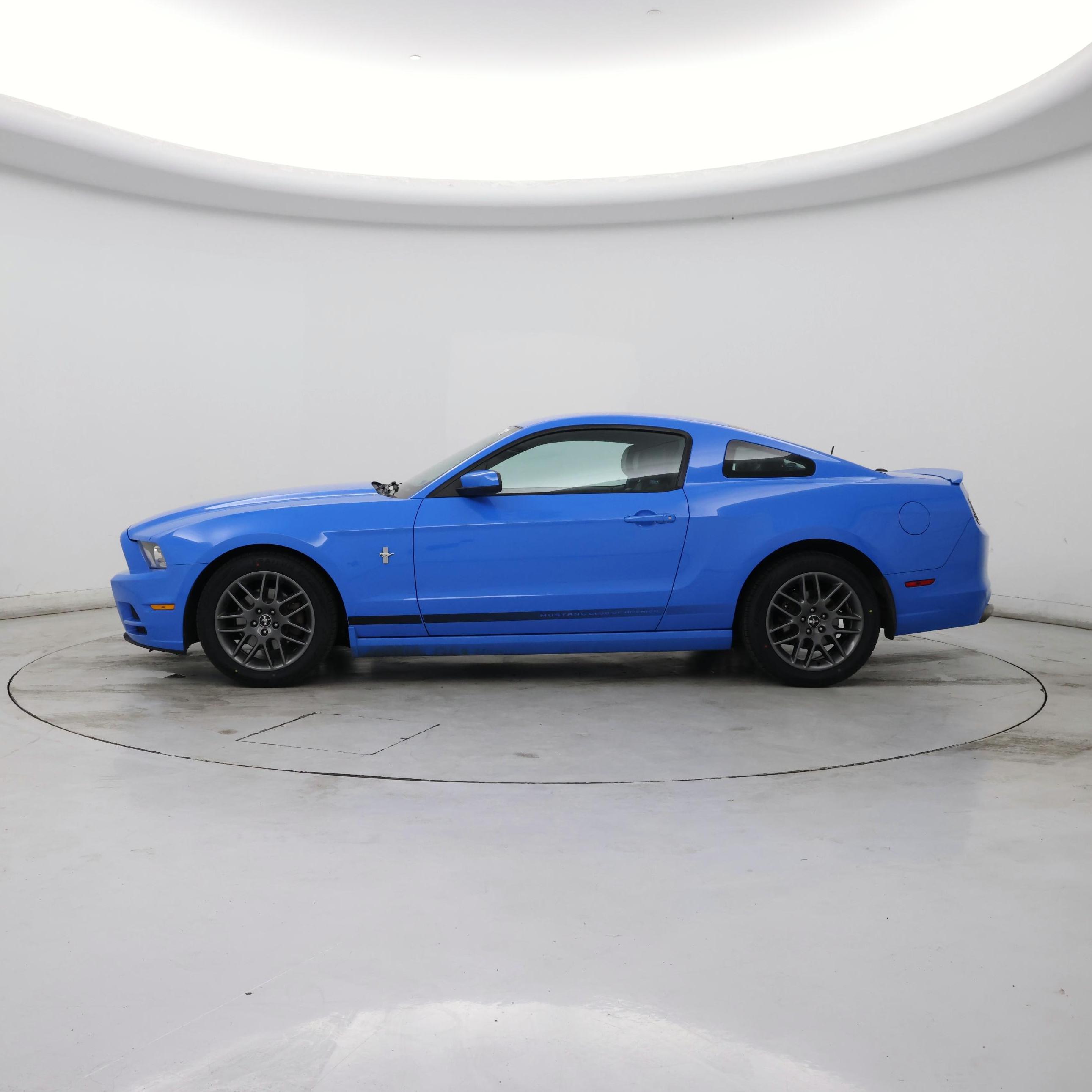 Thumbnail: 2014 Ford Mustang - 3