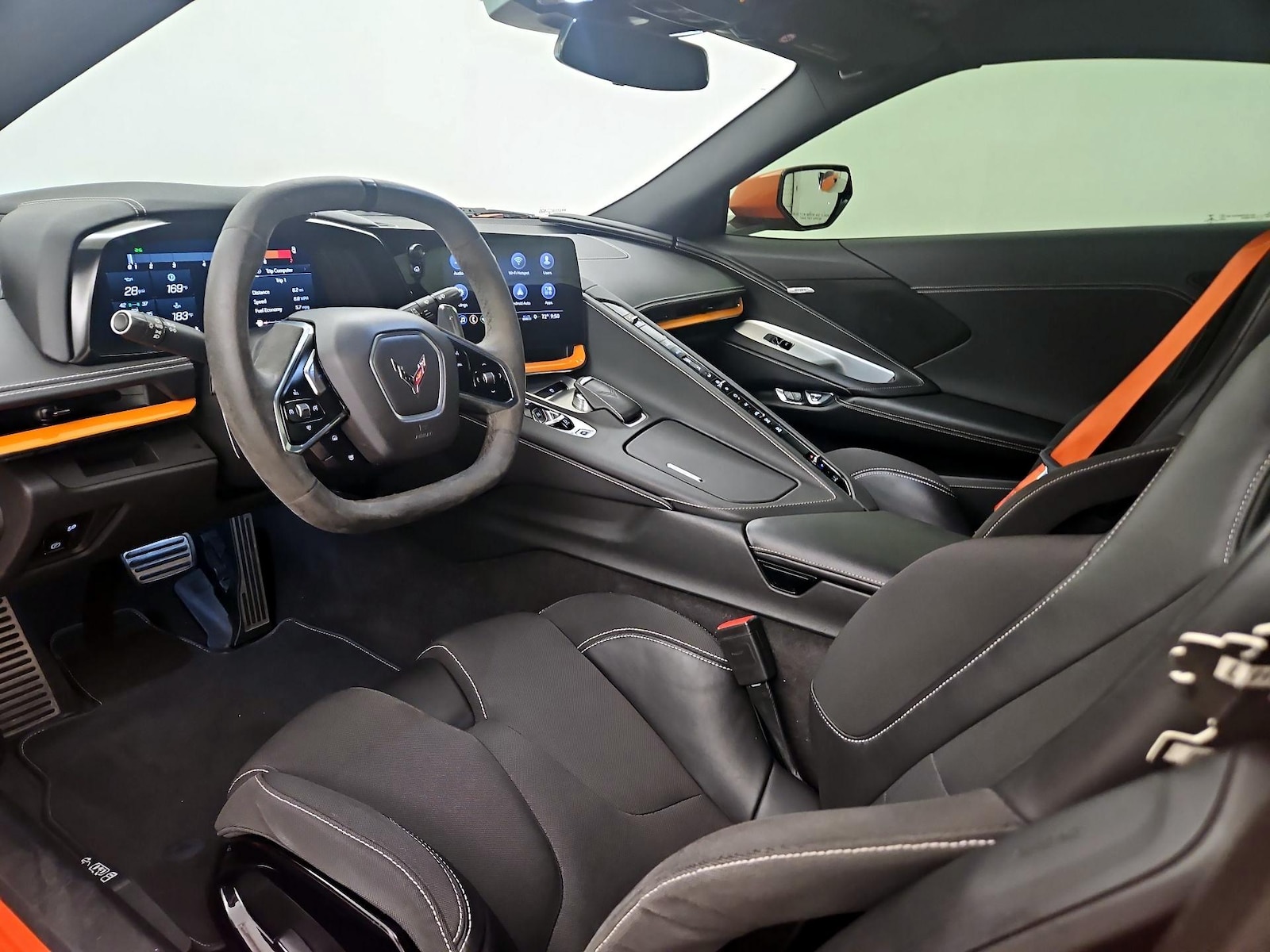 2020 Chevrolet Corvette 1LT - Photo 12