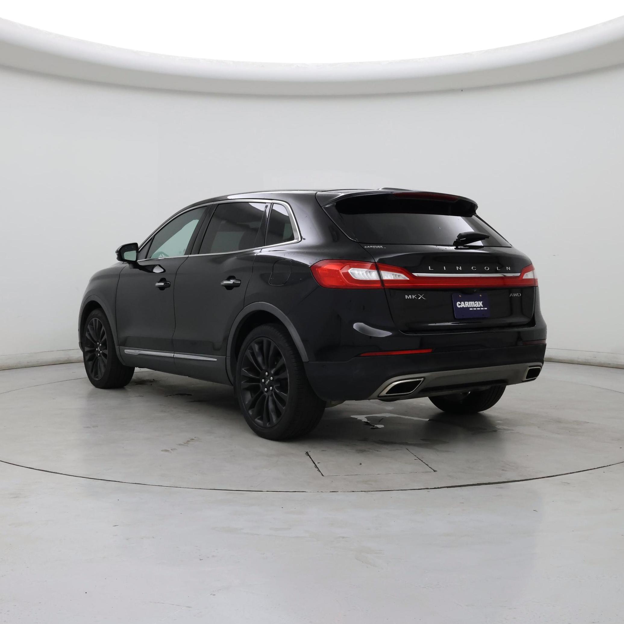 Thumbnail: 2016 Lincoln MKX - 2