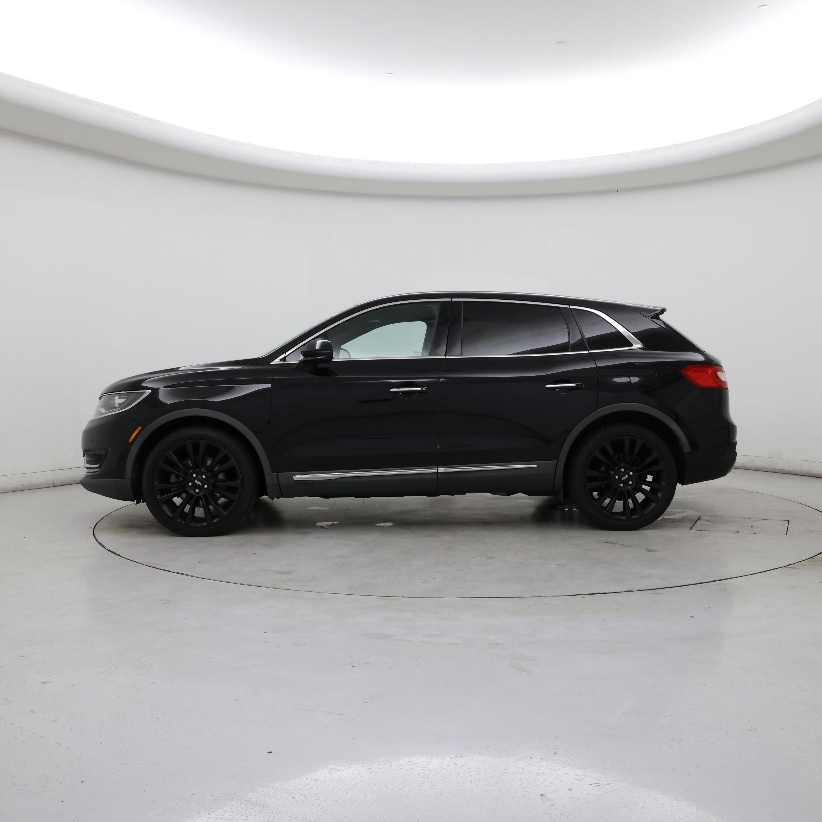 Thumbnail: 2016 Lincoln MKX - 3