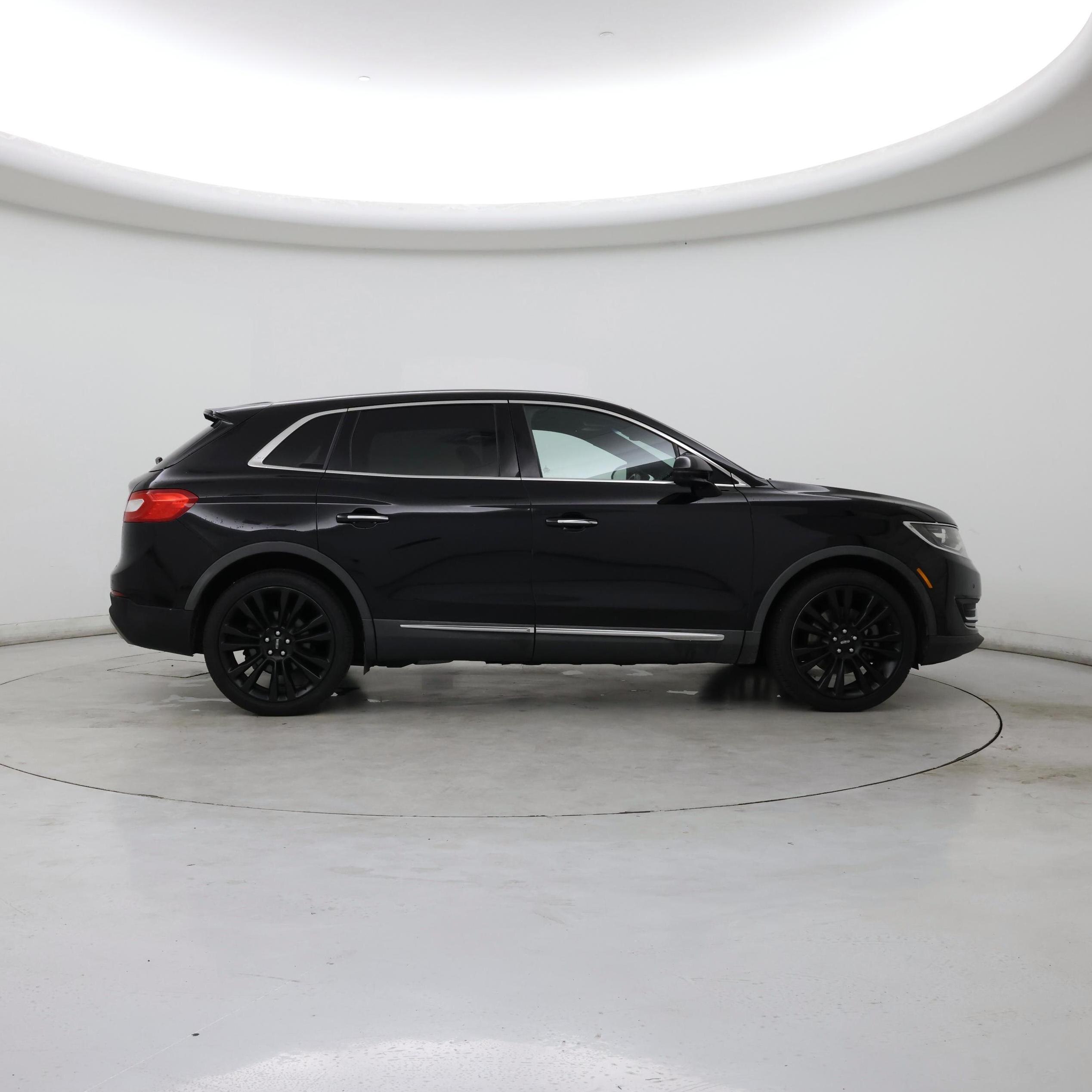 Thumbnail: 2016 Lincoln MKX - 7