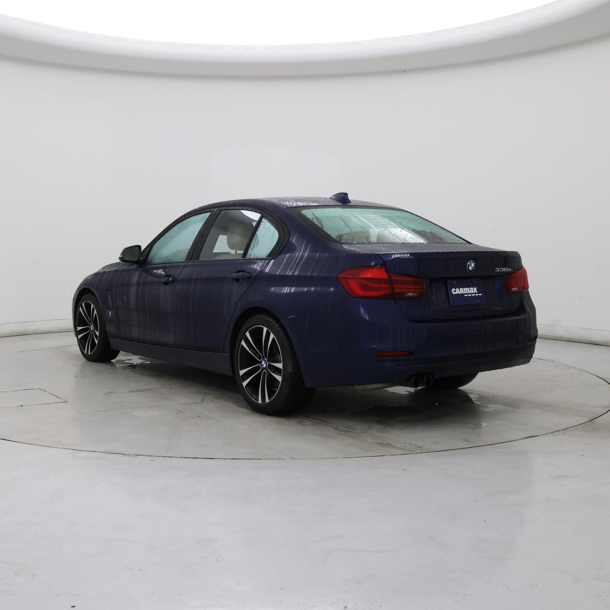 Thumbnail: 2018 BMW 3 Series - 2