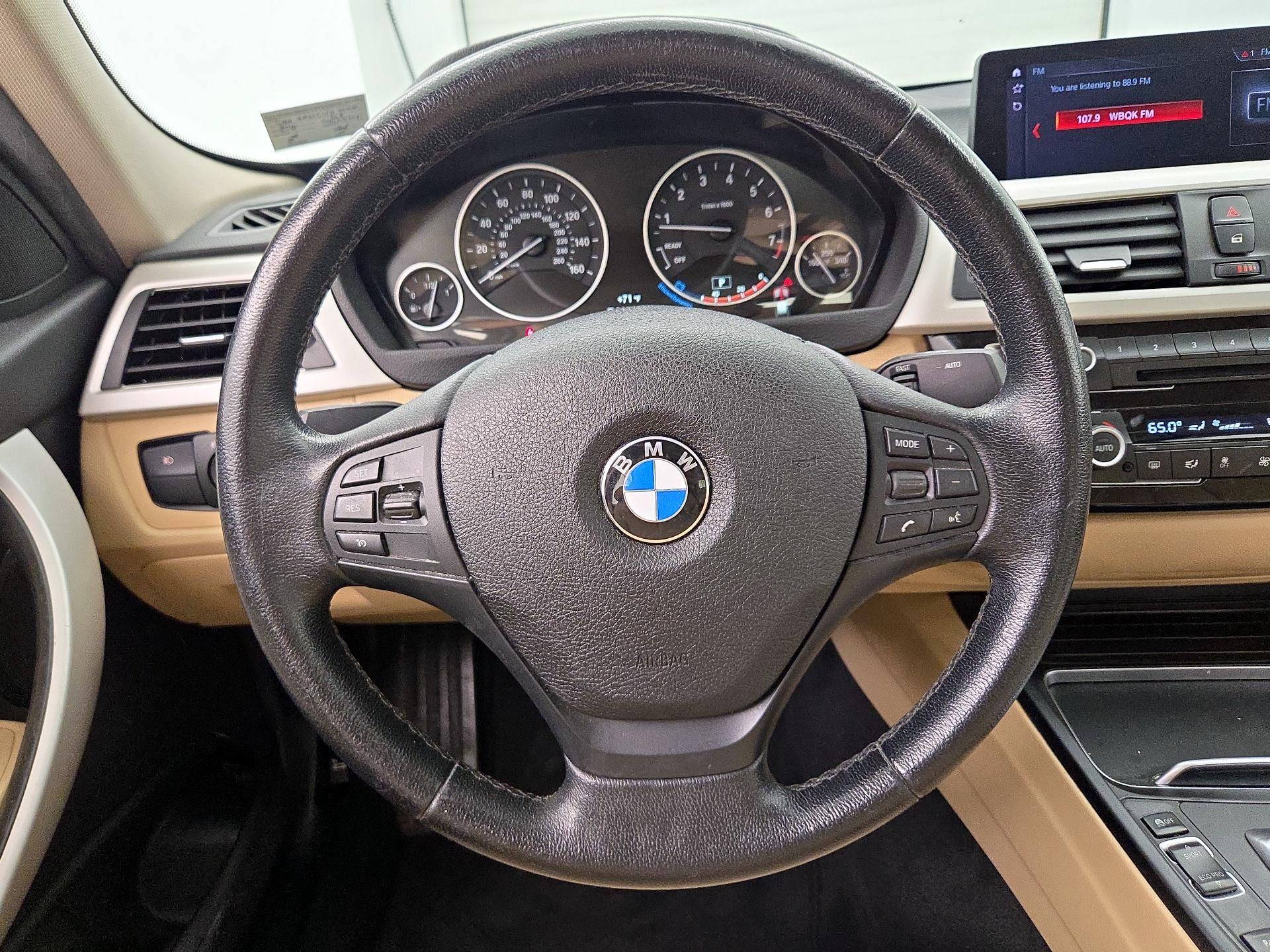 Thumbnail: 2018 BMW 3 Series - 10