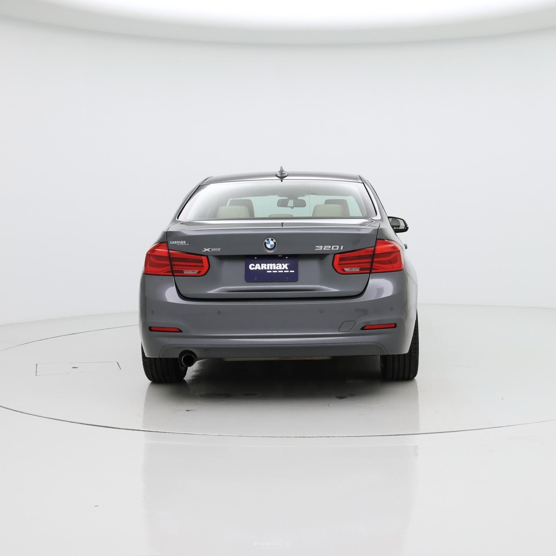 Thumbnail: 2018 BMW 3 Series - 6