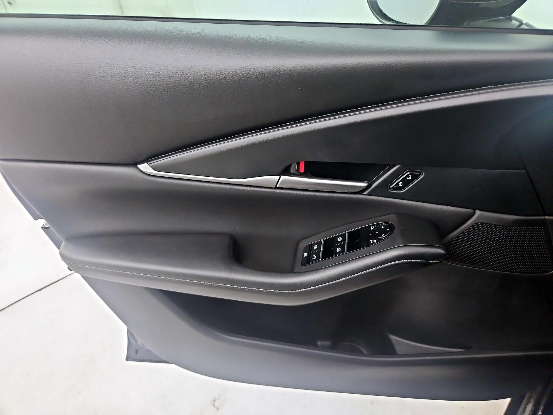 Thumbnail: 2022 Mazda CX-30 - 12