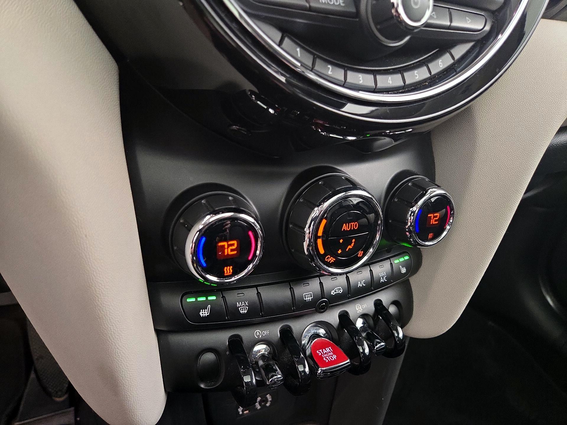 Thumbnail: 2017 MINI Cooper Hardtop - 16