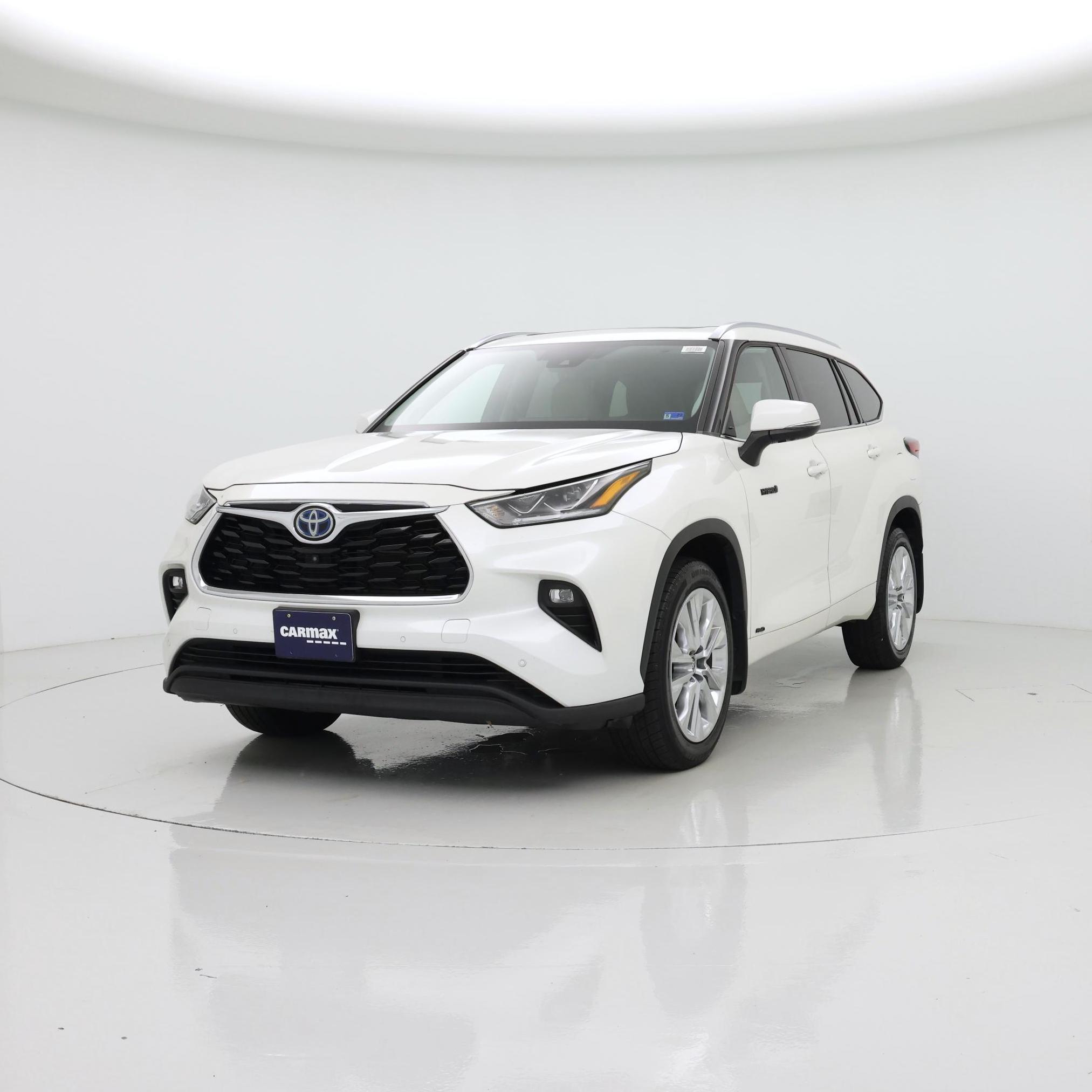 Thumbnail: 2021 Toyota Highlander - 4