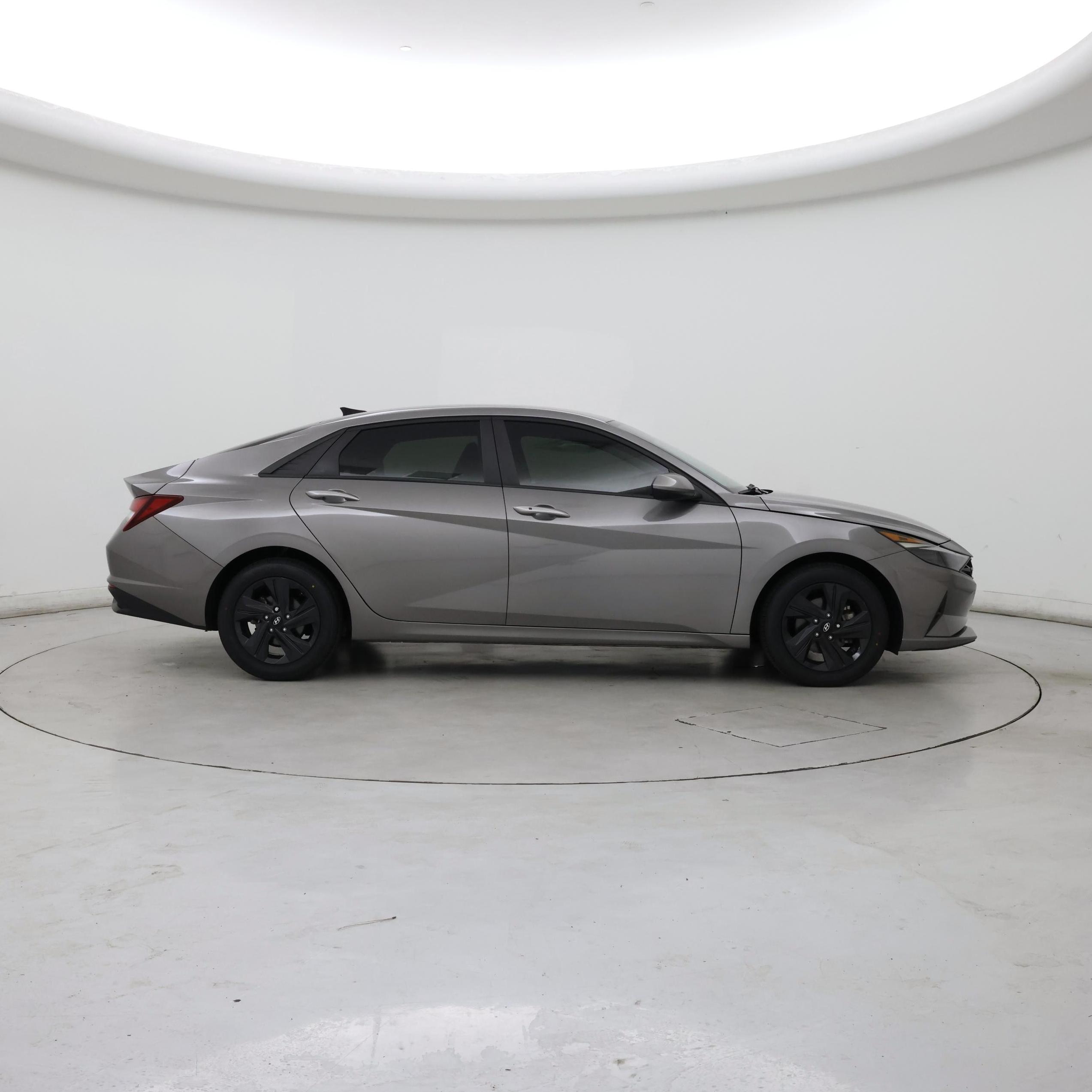 Thumbnail: 2022 Hyundai Elantra - 7