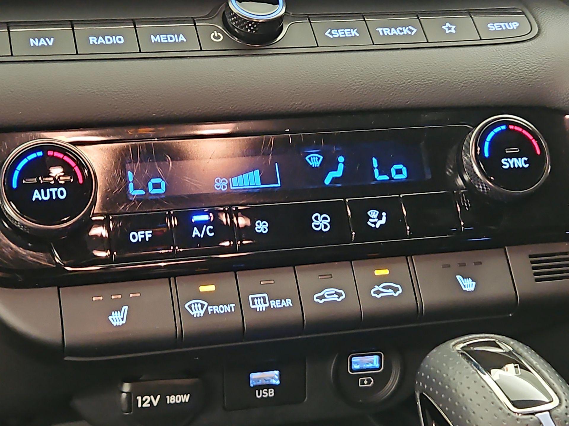 Thumbnail: 2023 Hyundai Elantra - 17