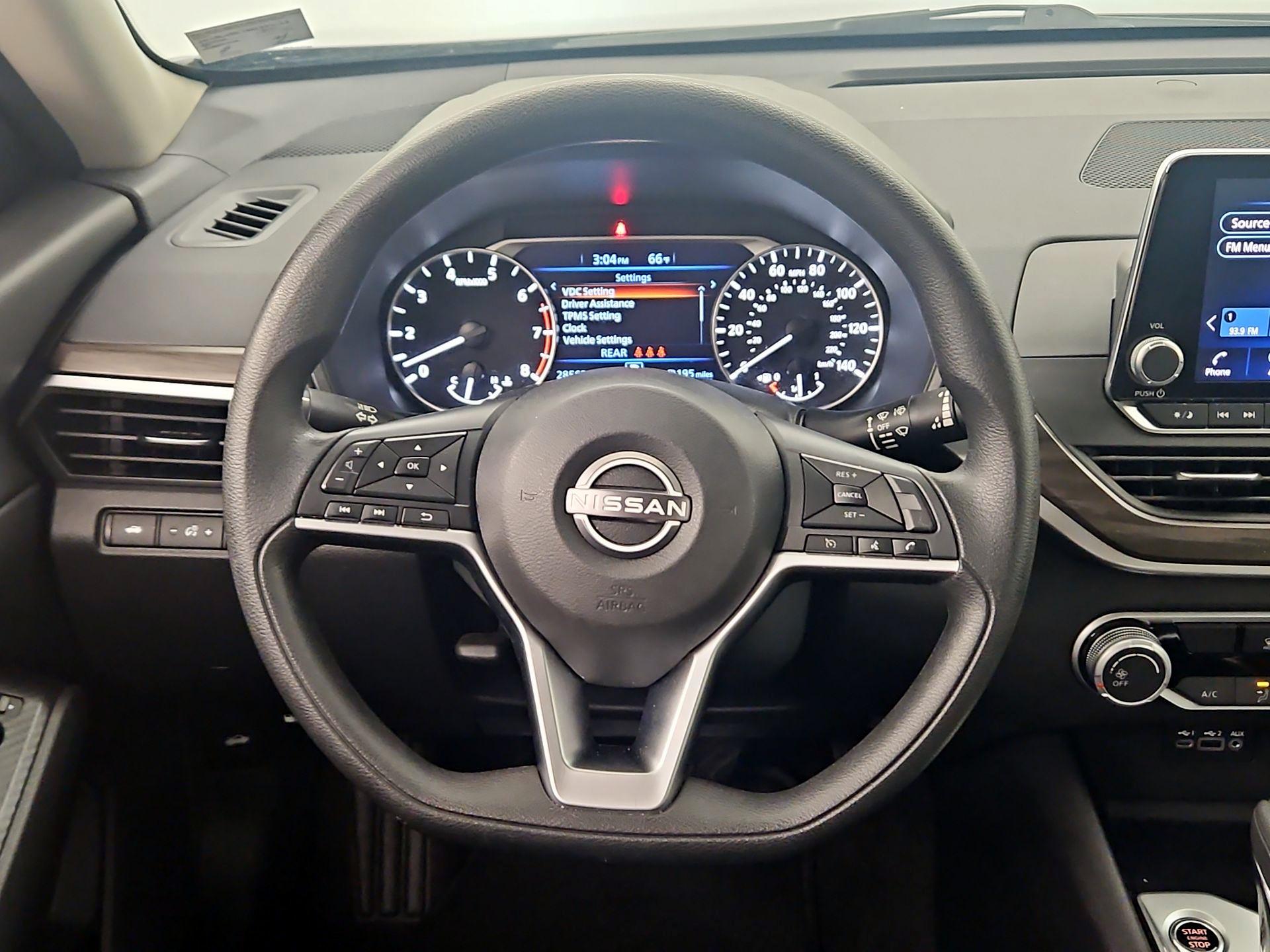 Thumbnail: 2024 Nissan Altima - 10