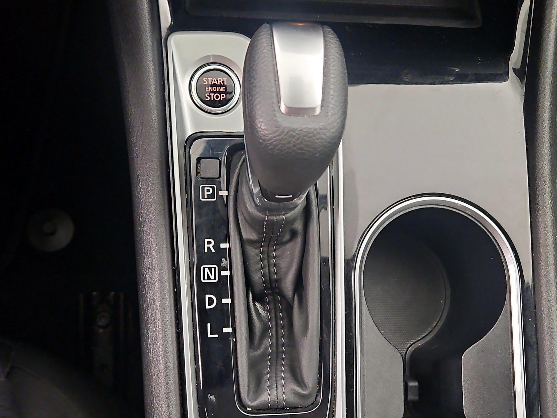 Thumbnail: 2024 Nissan Altima - 17