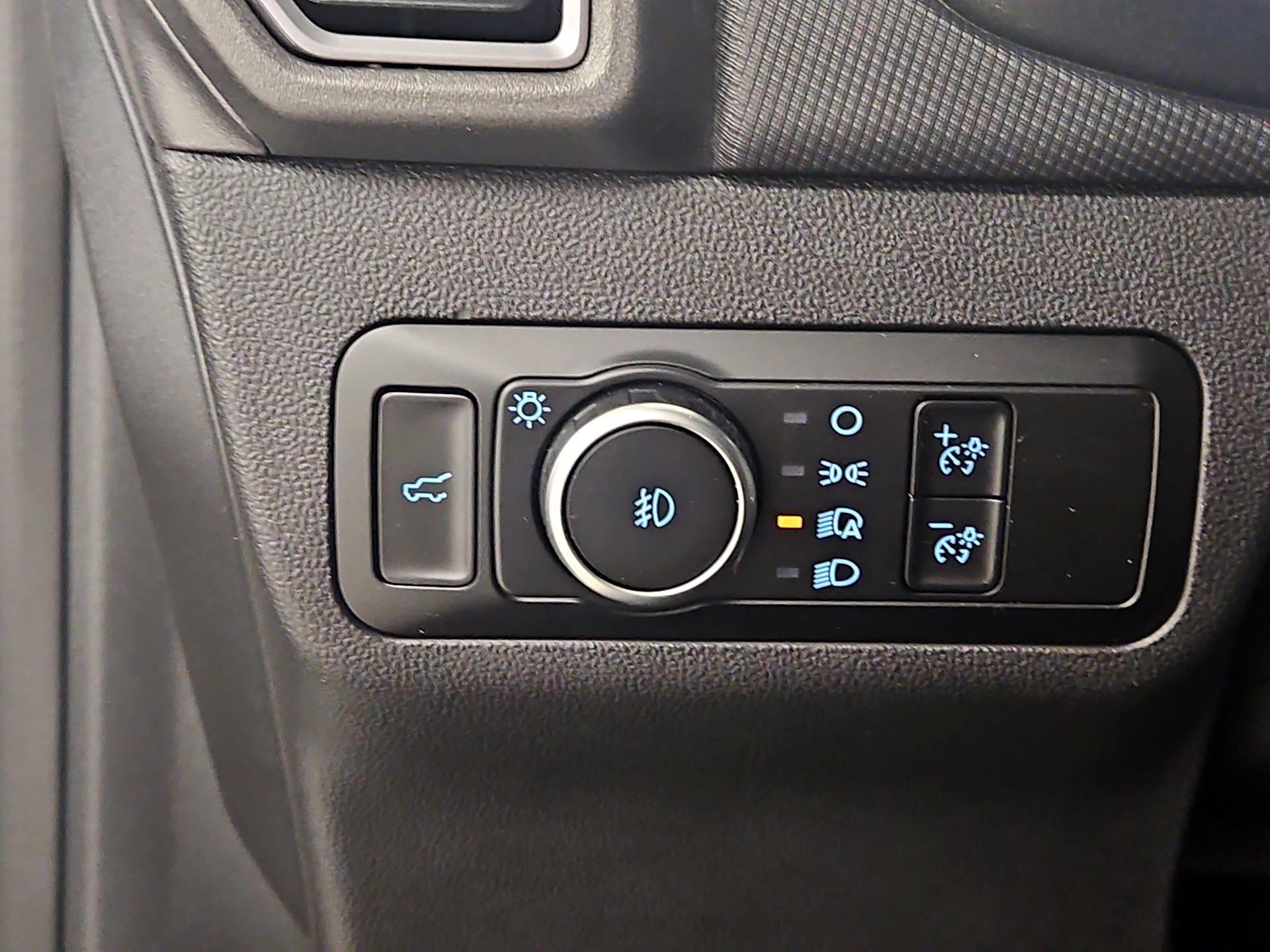 Thumbnail: 2025 Ford Bronco Sport - 13