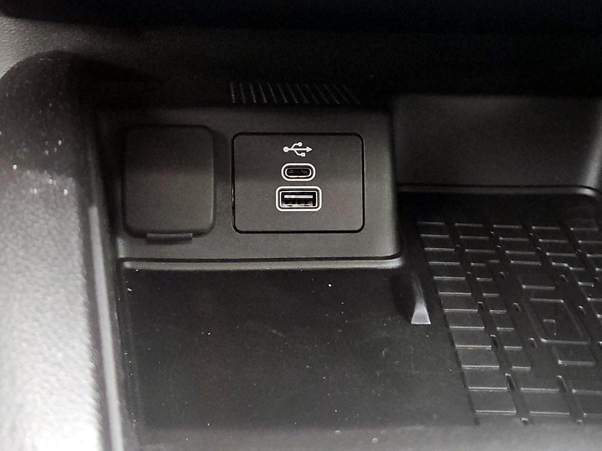 Thumbnail: 2025 Ford Bronco Sport - 19