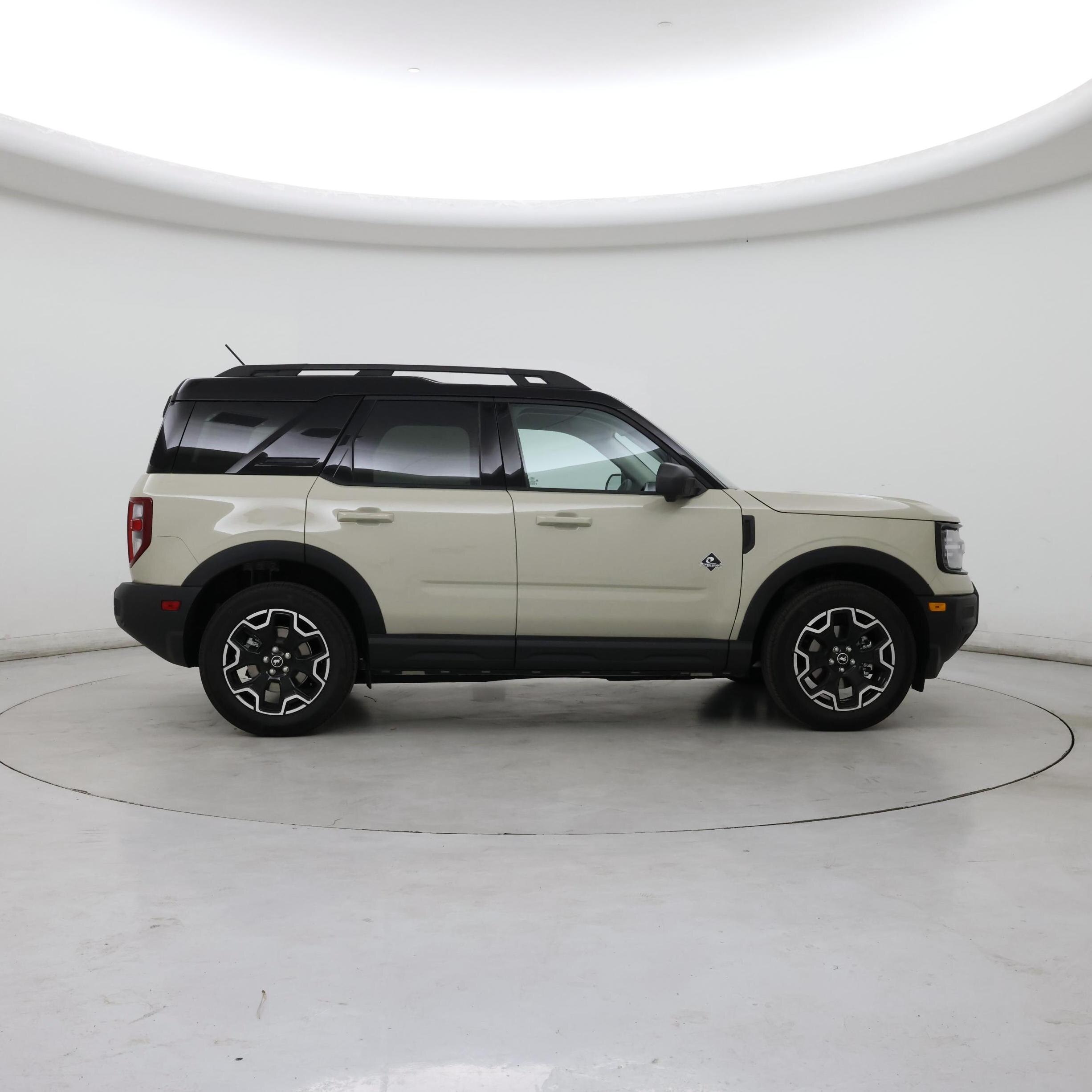 Thumbnail: 2025 Ford Bronco Sport - 7