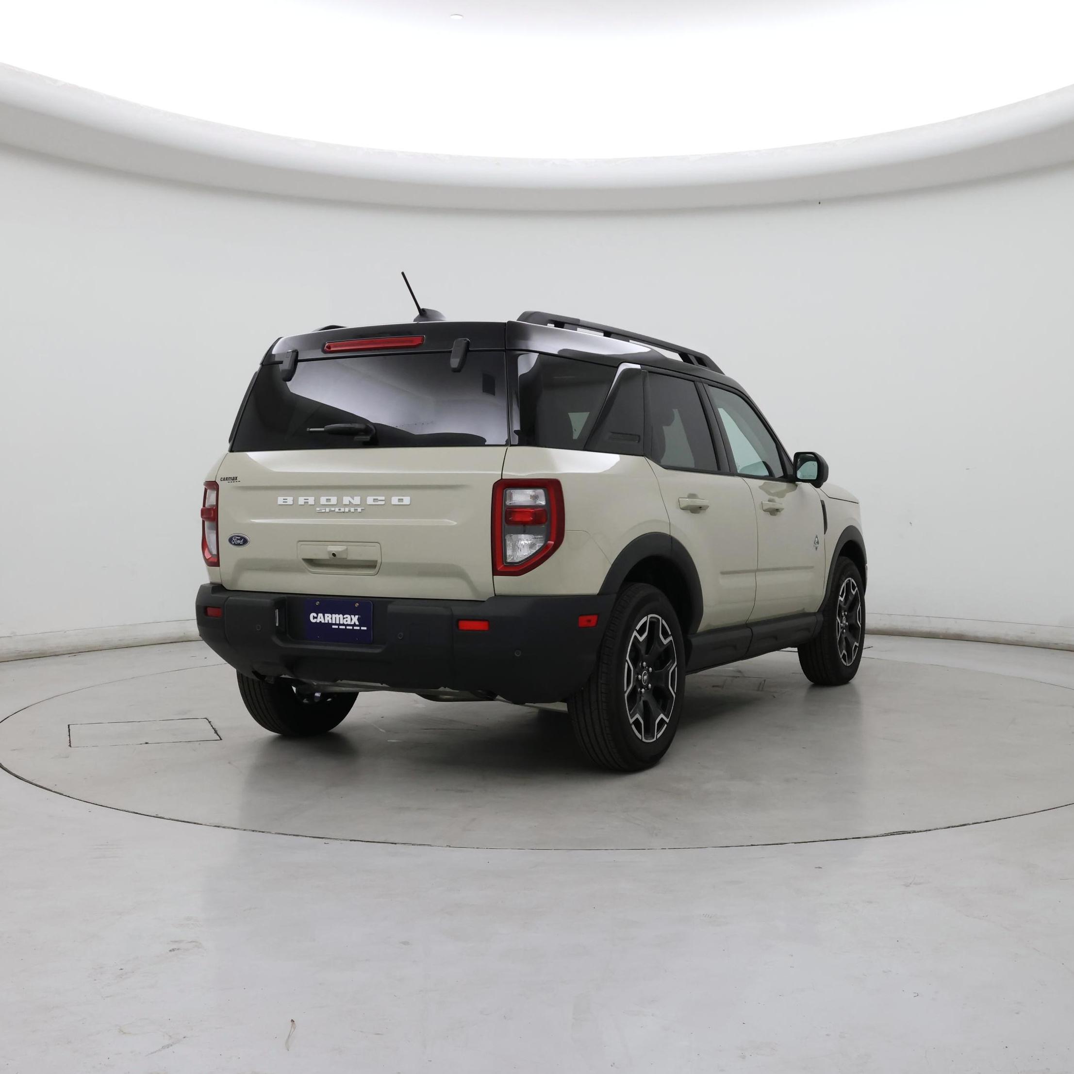 Thumbnail: 2025 Ford Bronco Sport - 8