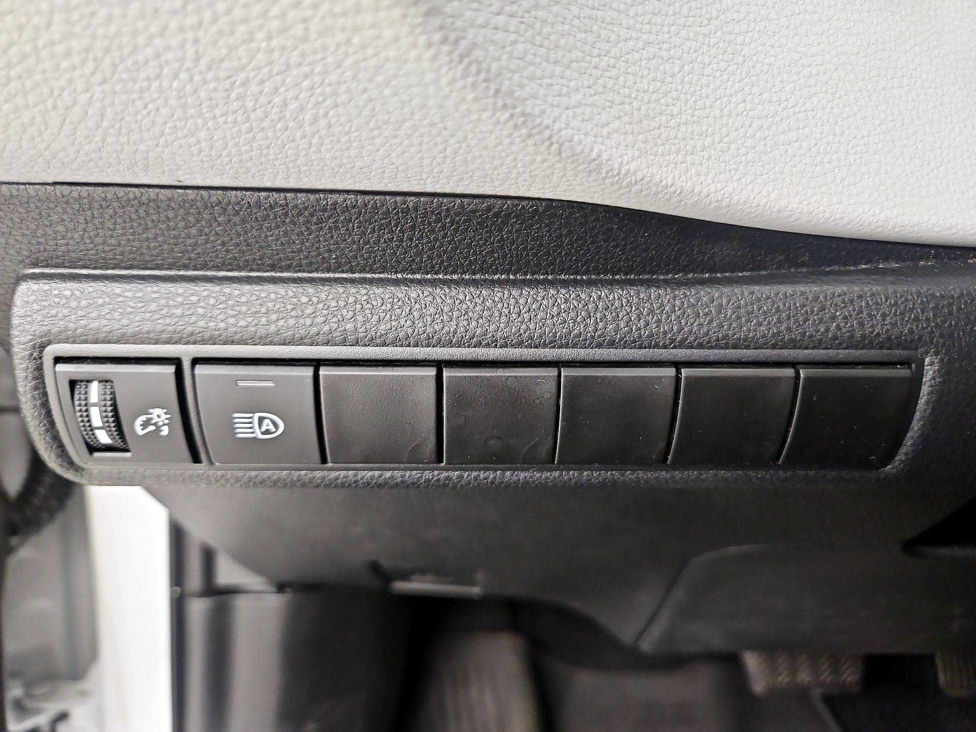 Thumbnail: 2024 Toyota Corolla - 13