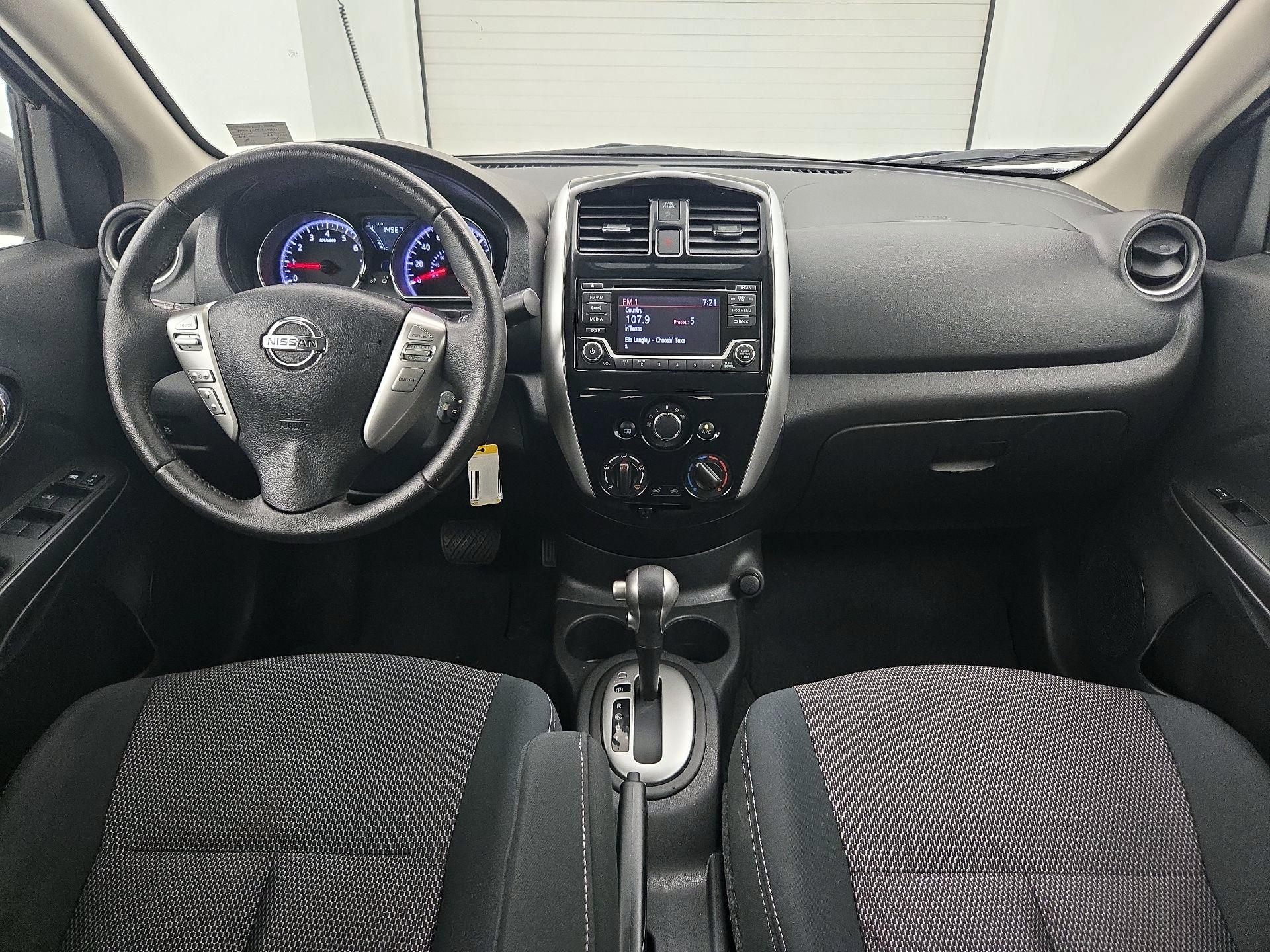 Thumbnail: 2018 Nissan Versa - 9