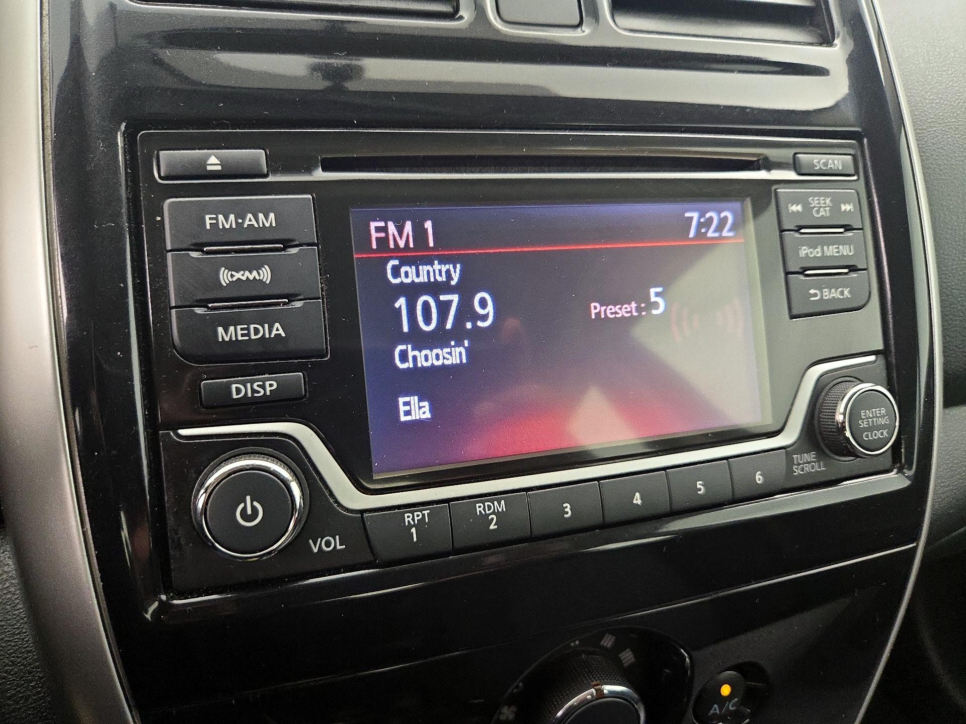 Thumbnail: 2018 Nissan Versa - 15