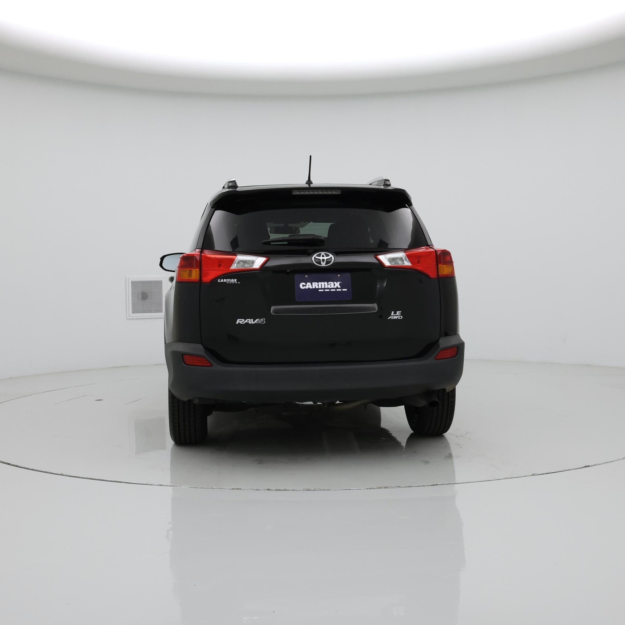 Thumbnail: 2015 Toyota RAV4 - 6