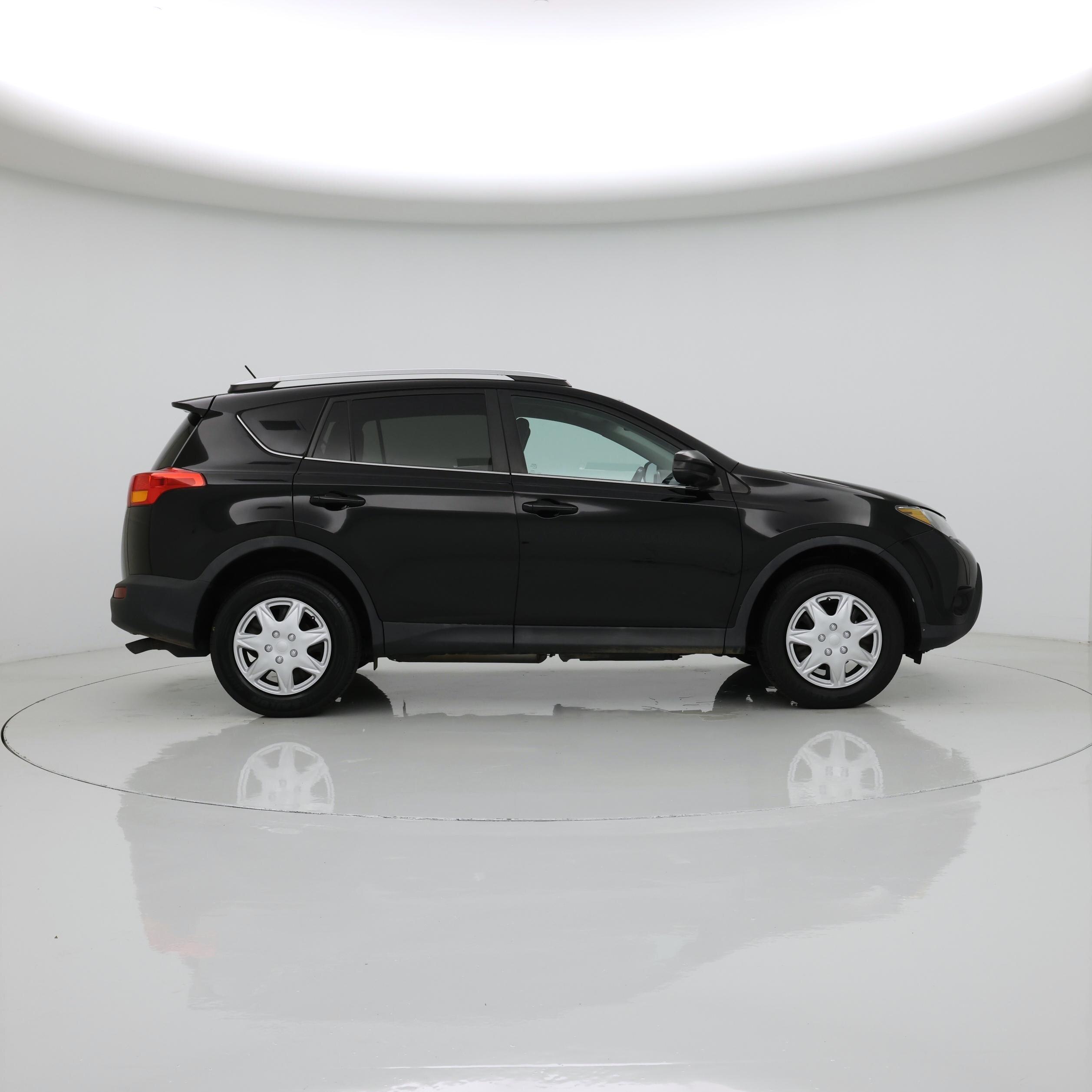 Thumbnail: 2015 Toyota RAV4 - 7
