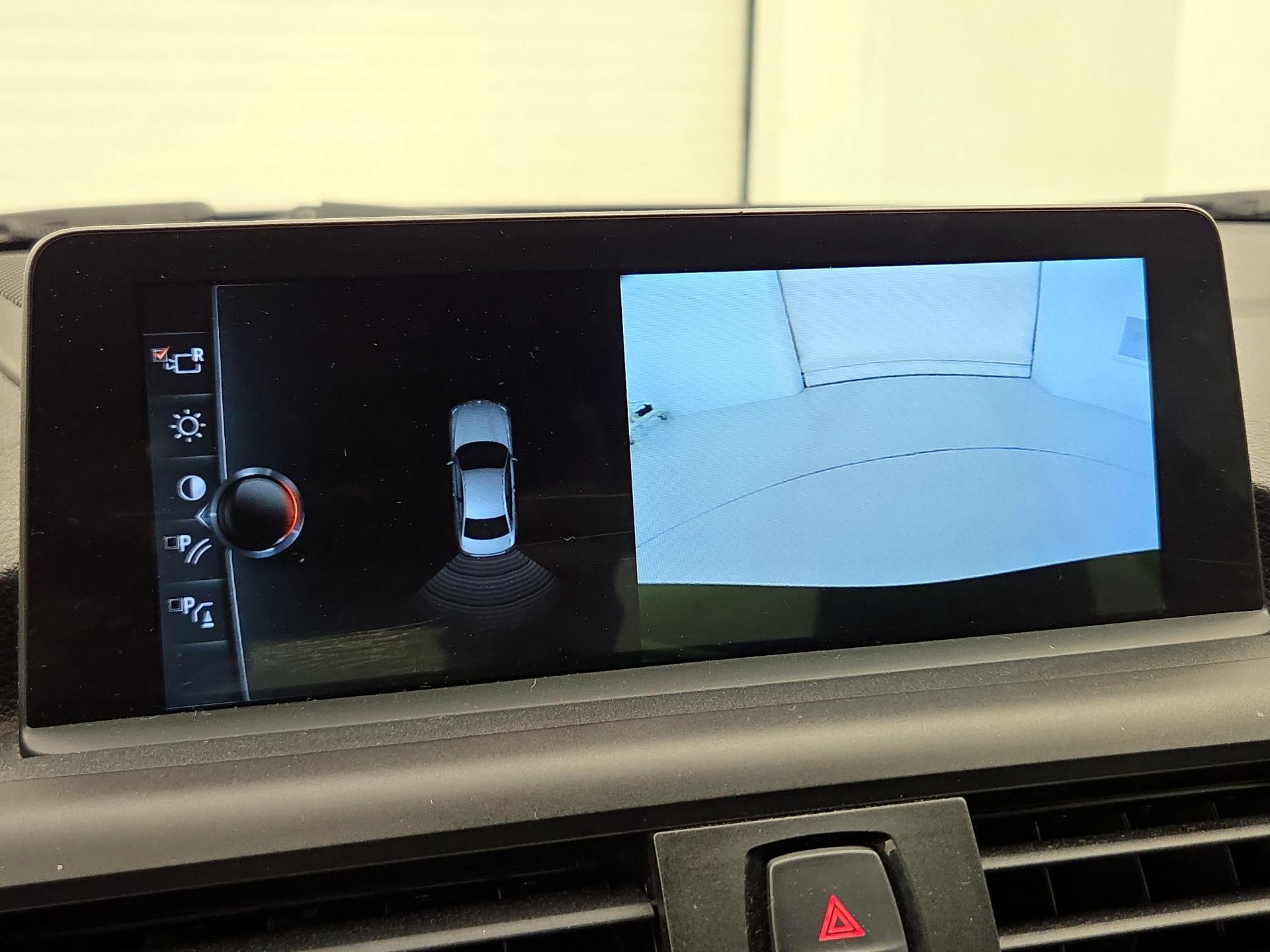 Thumbnail: 2017 BMW M2 - 15