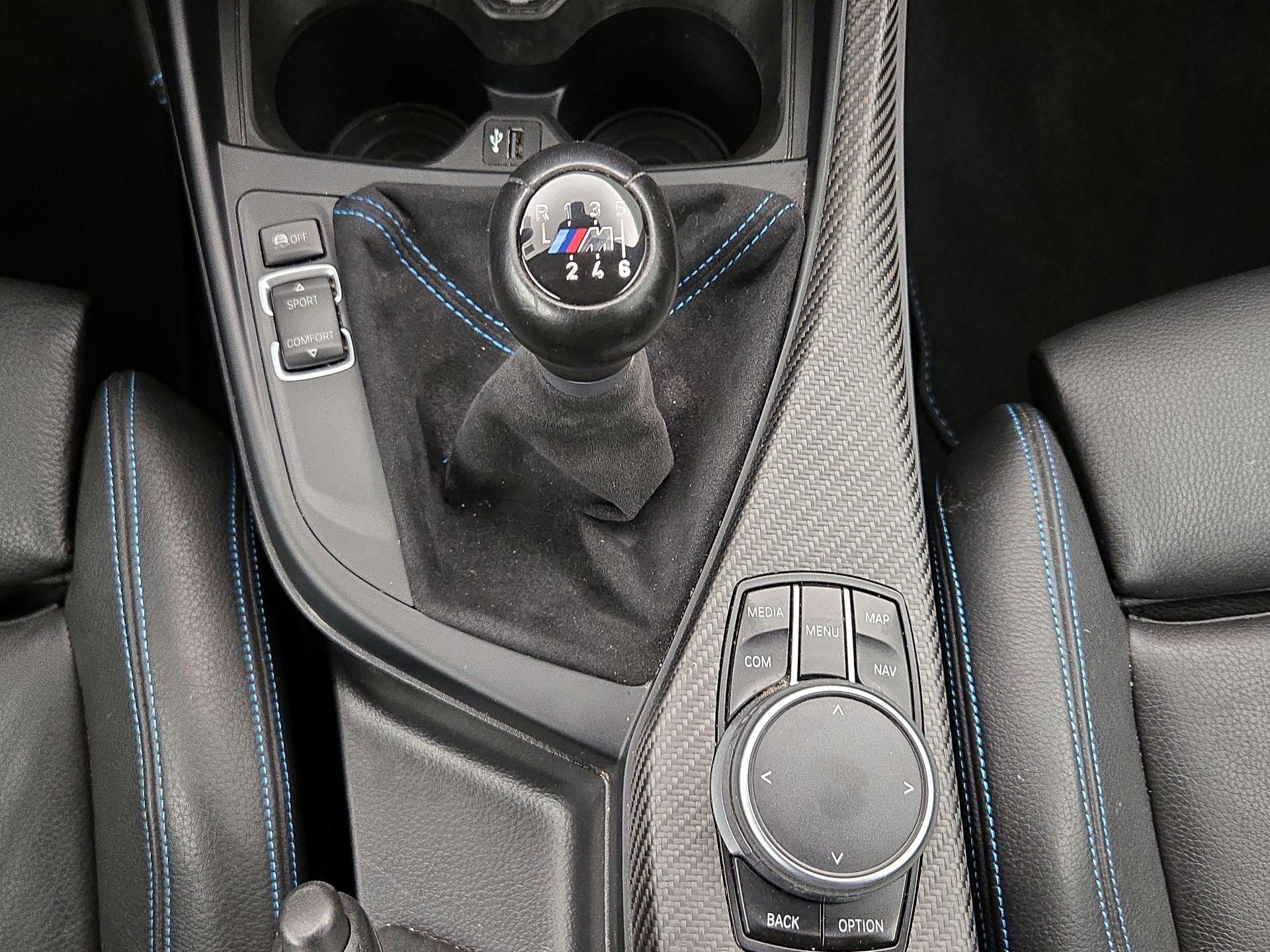 Thumbnail: 2017 BMW M2 - 18