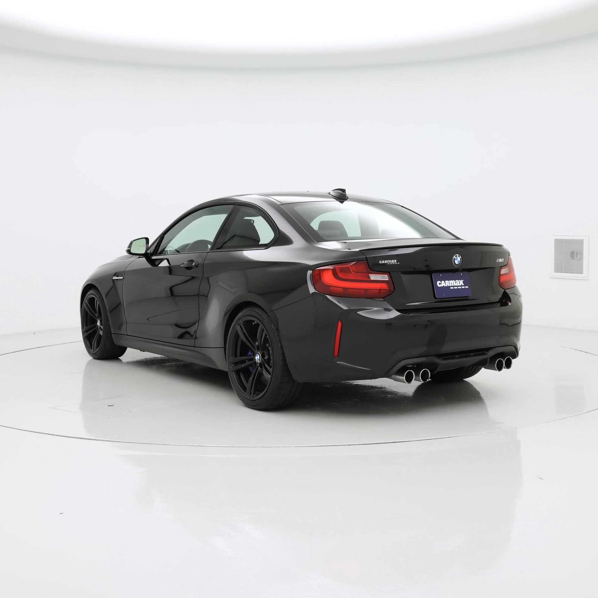 Thumbnail: 2017 BMW M2 - 2