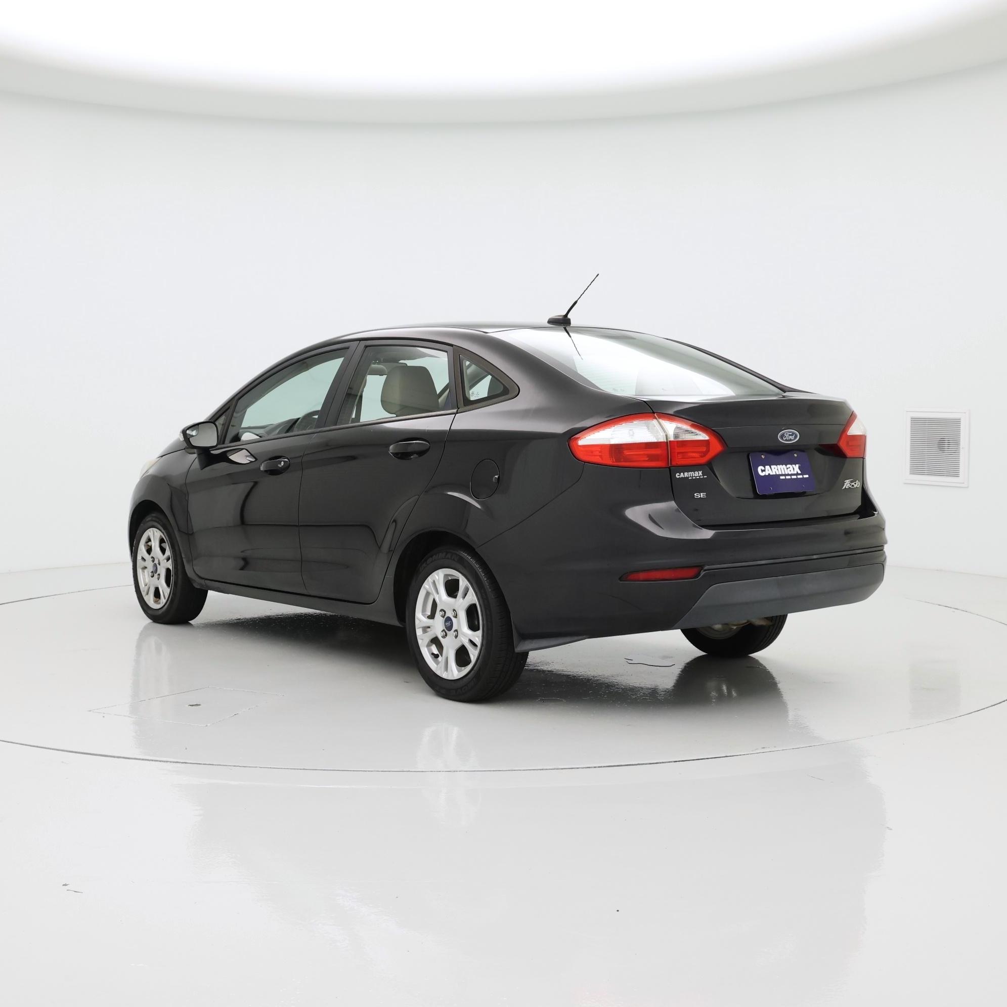 Thumbnail: 2015 Ford Fiesta - 2