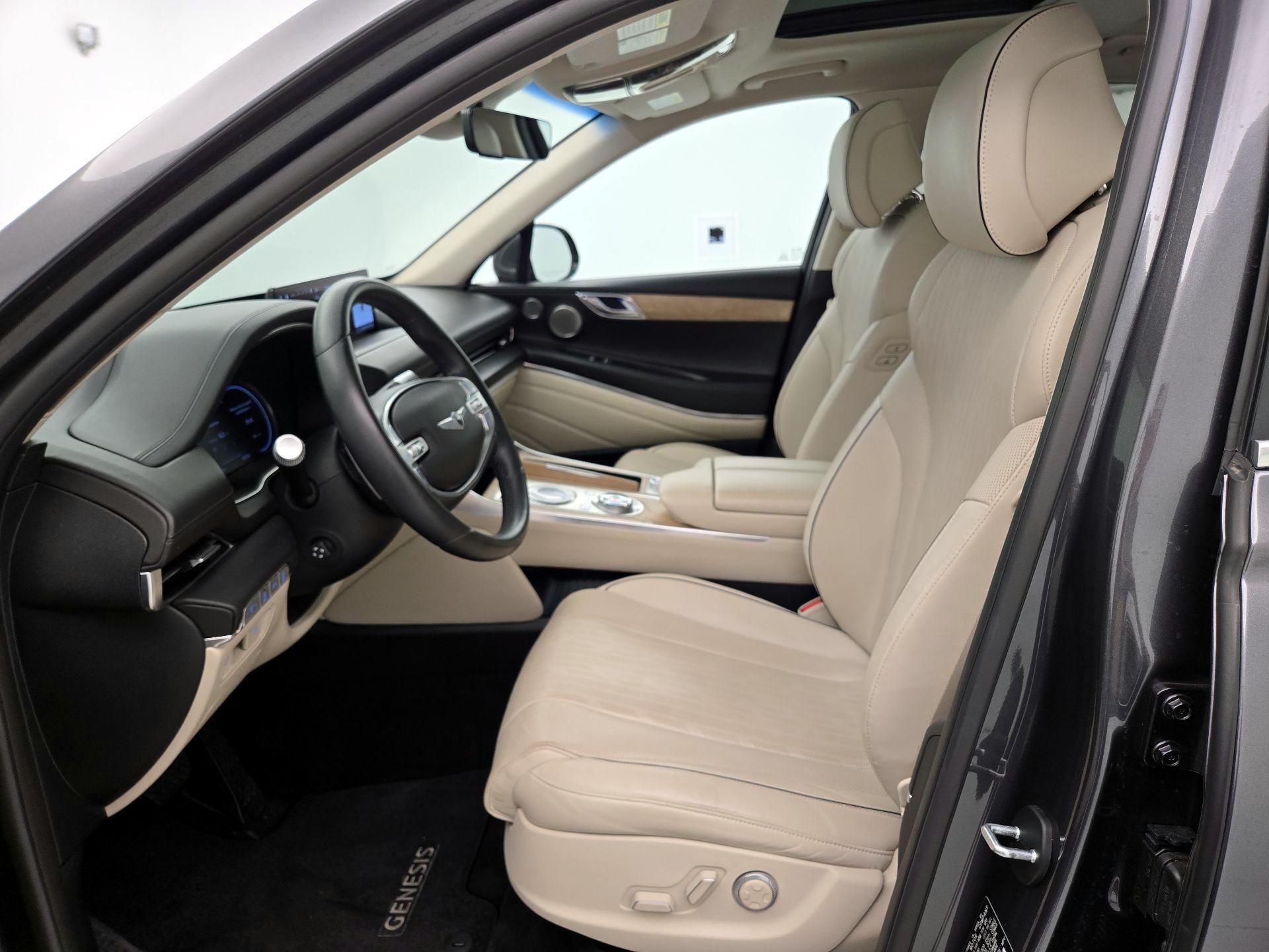 Thumbnail: 2021 Genesis GV80 - 11