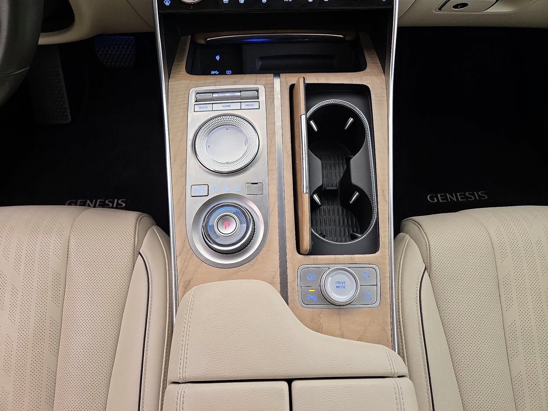 Thumbnail: 2021 Genesis GV80 - 18