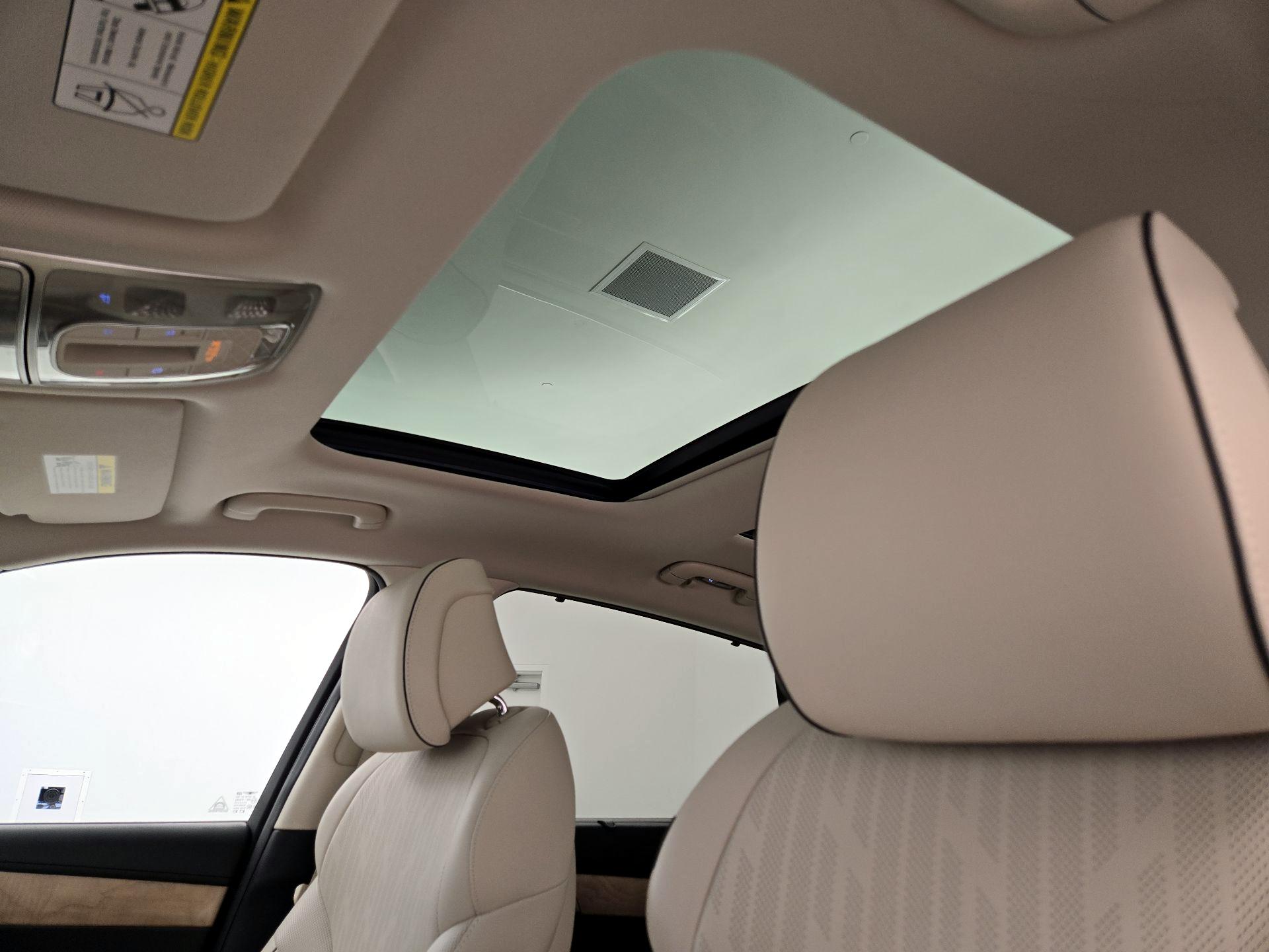 Thumbnail: 2021 Genesis GV80 - 20