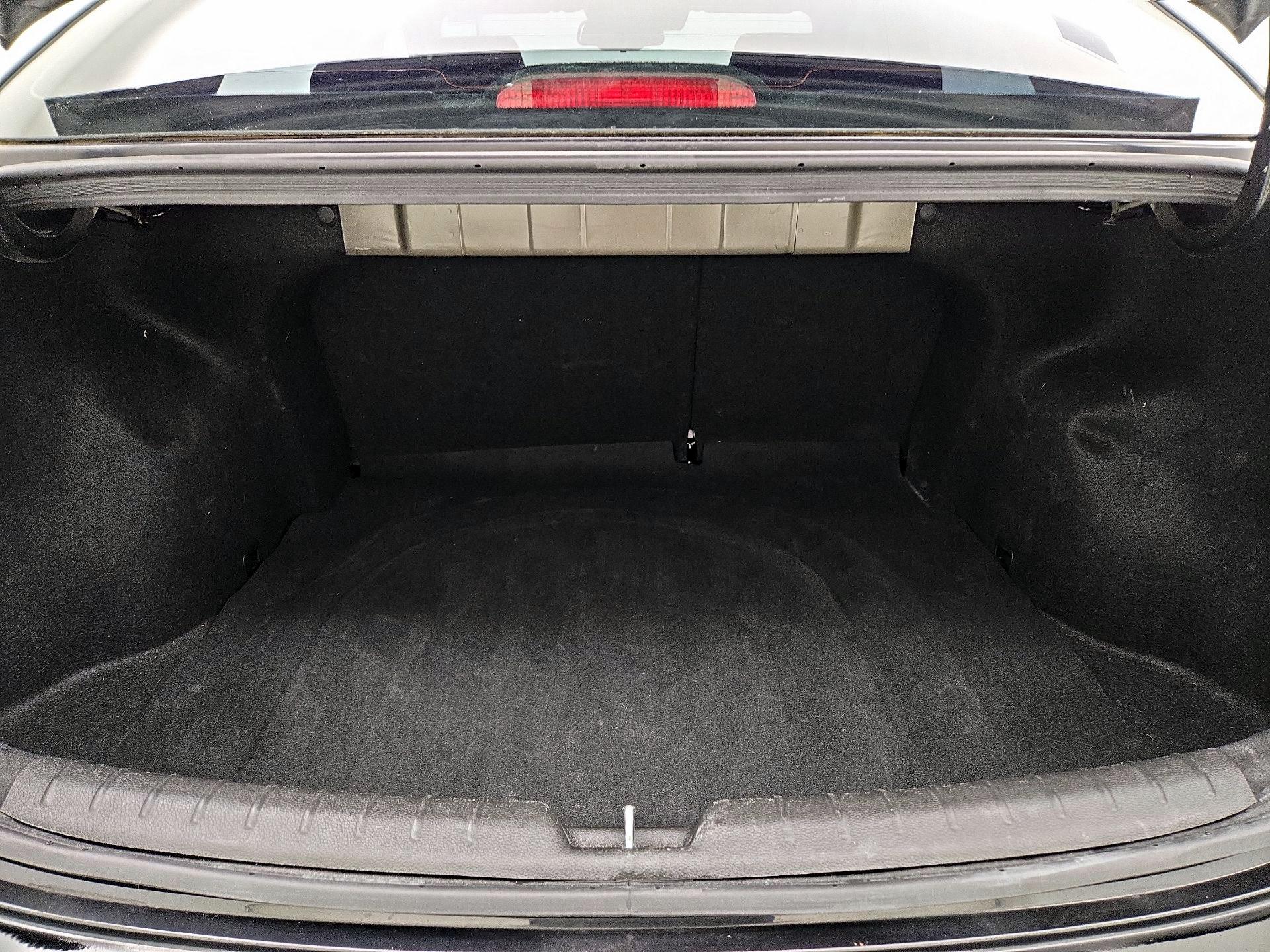 Thumbnail: 2022 Kia Rio - 20