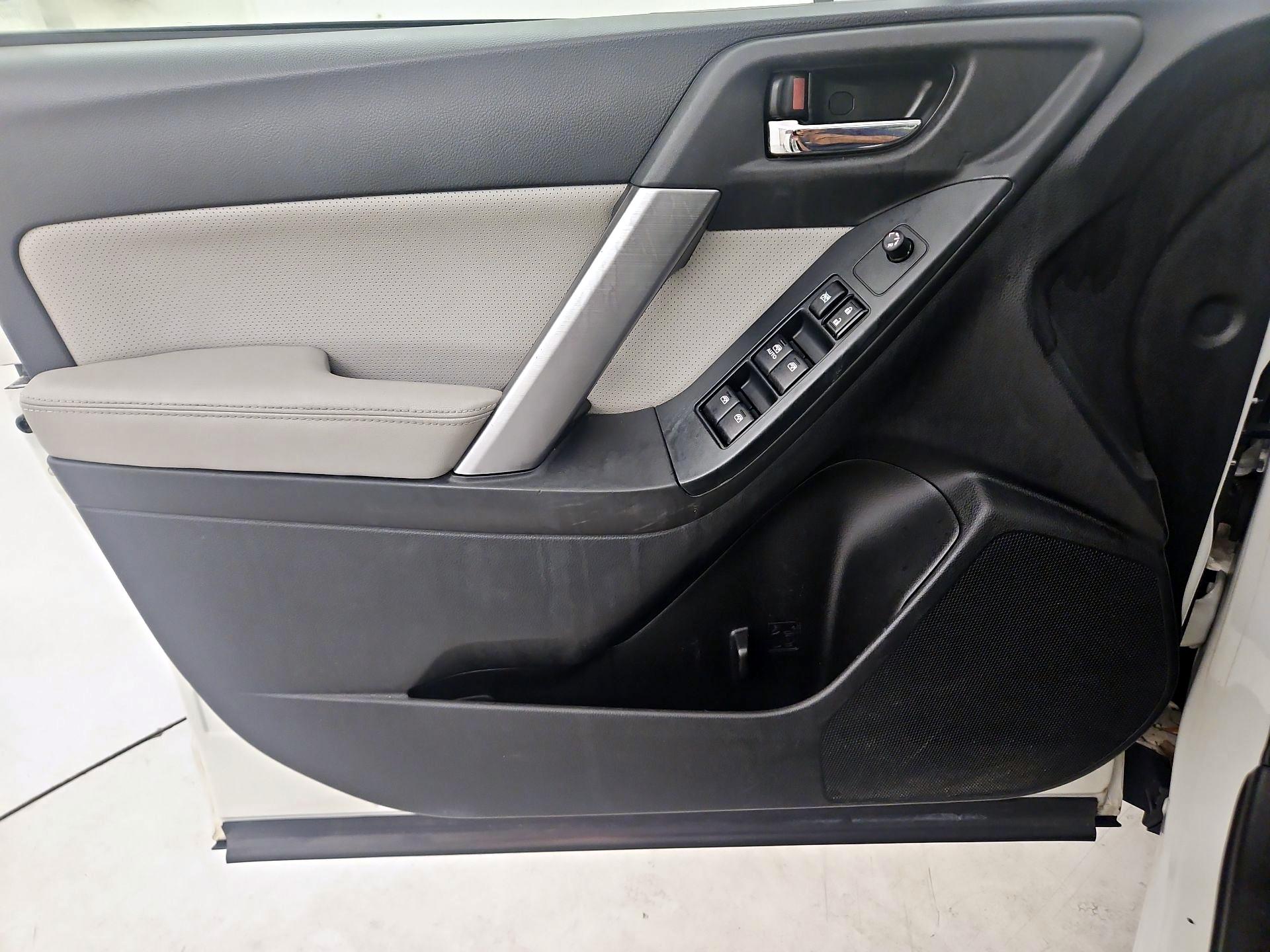 Thumbnail: 2014 Subaru Forester - 12