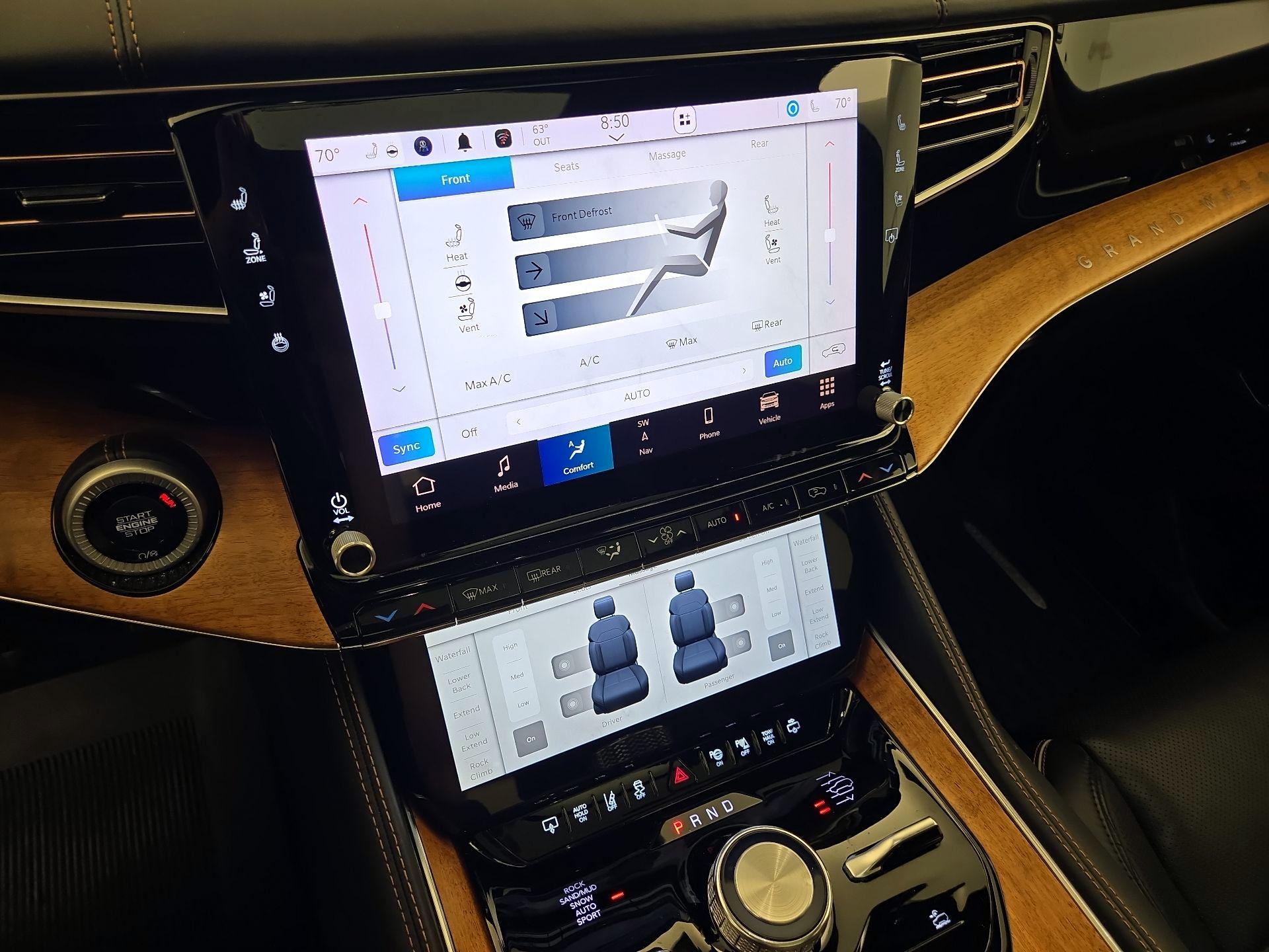 Thumbnail: 2022 Jeep Grand Wagoneer - 17