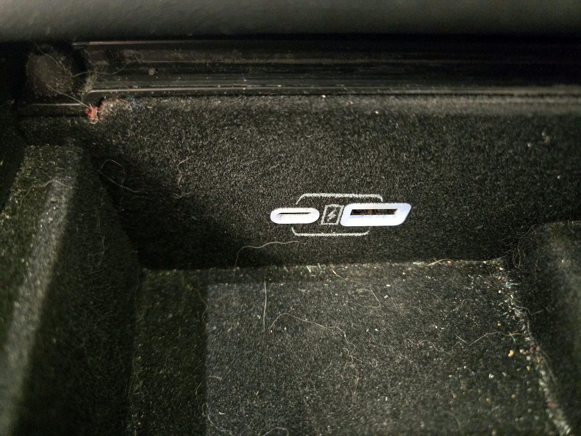 Thumbnail: 2022 Jeep Grand Wagoneer - 19