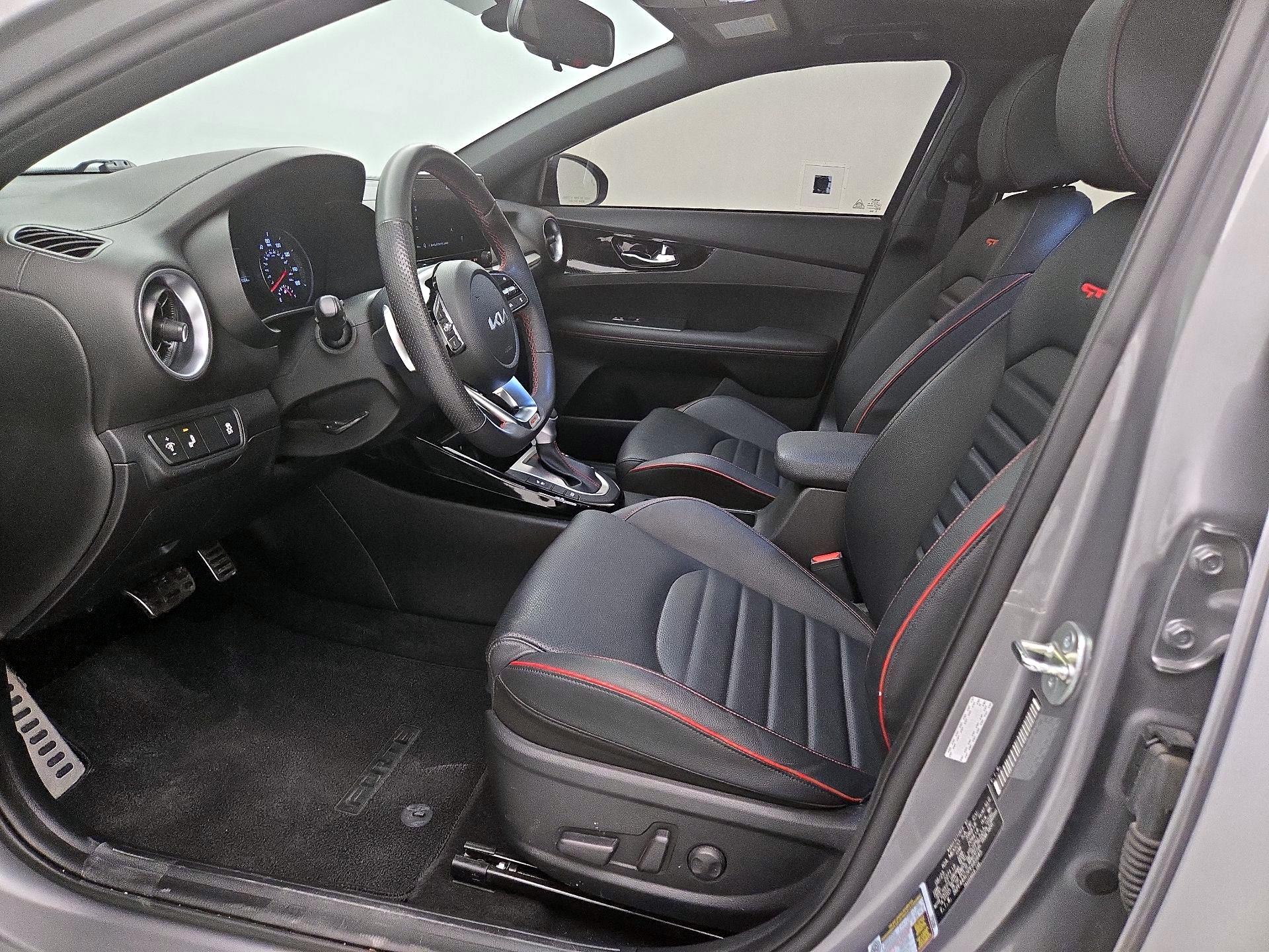 Thumbnail: 2023 Kia Forte - 11