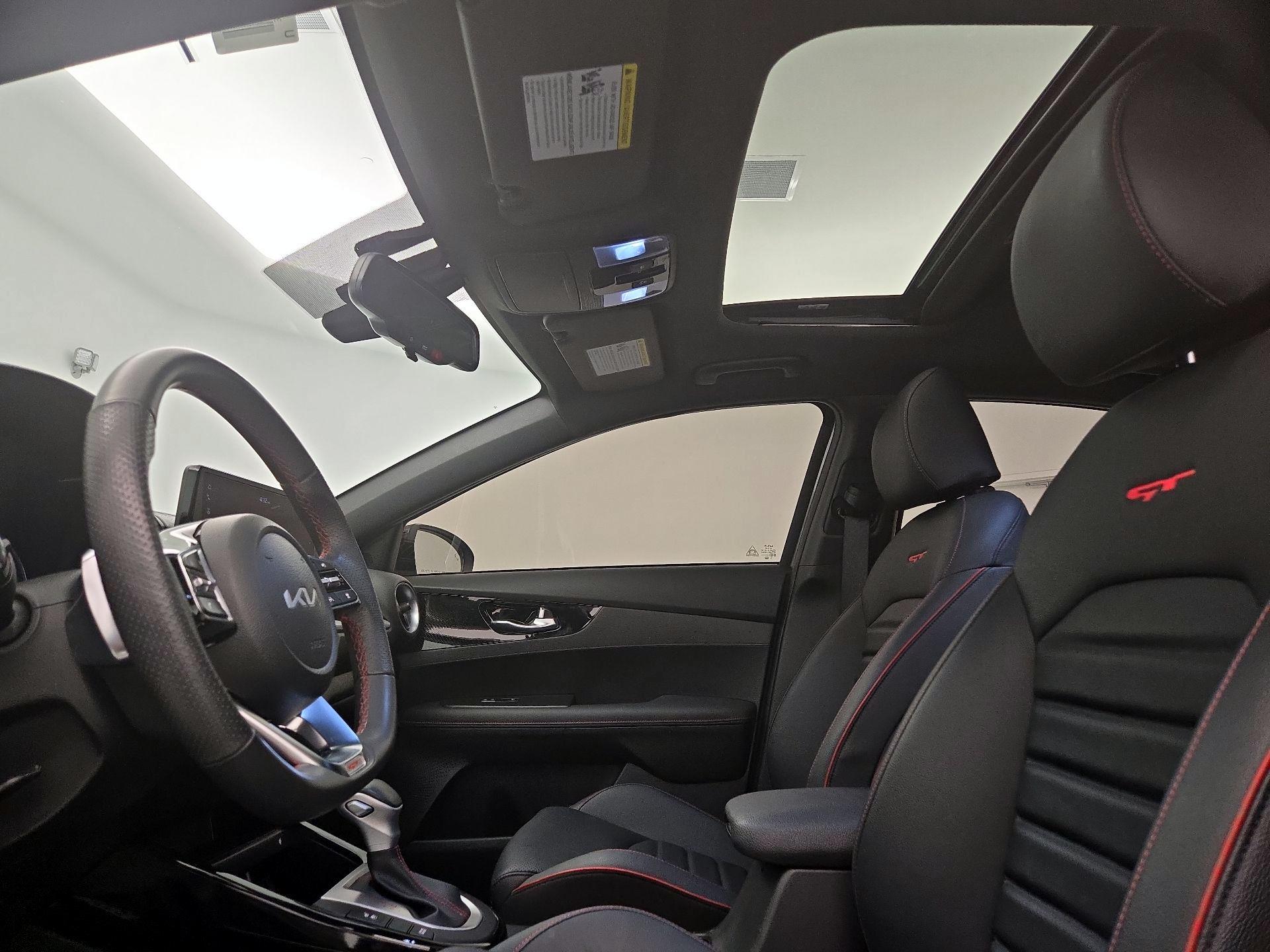 Thumbnail: 2023 Kia Forte - 20