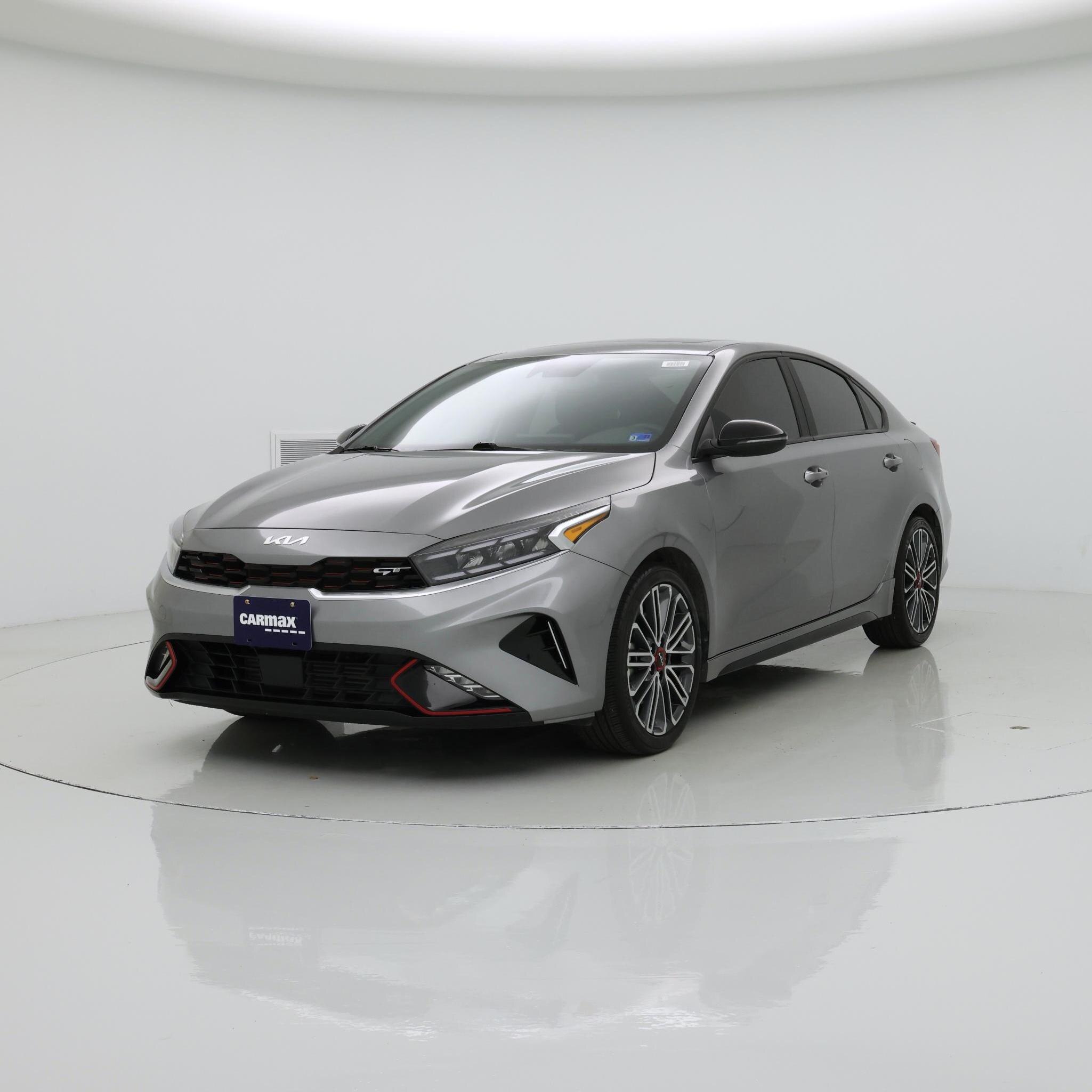 Thumbnail: 2023 Kia Forte - 4