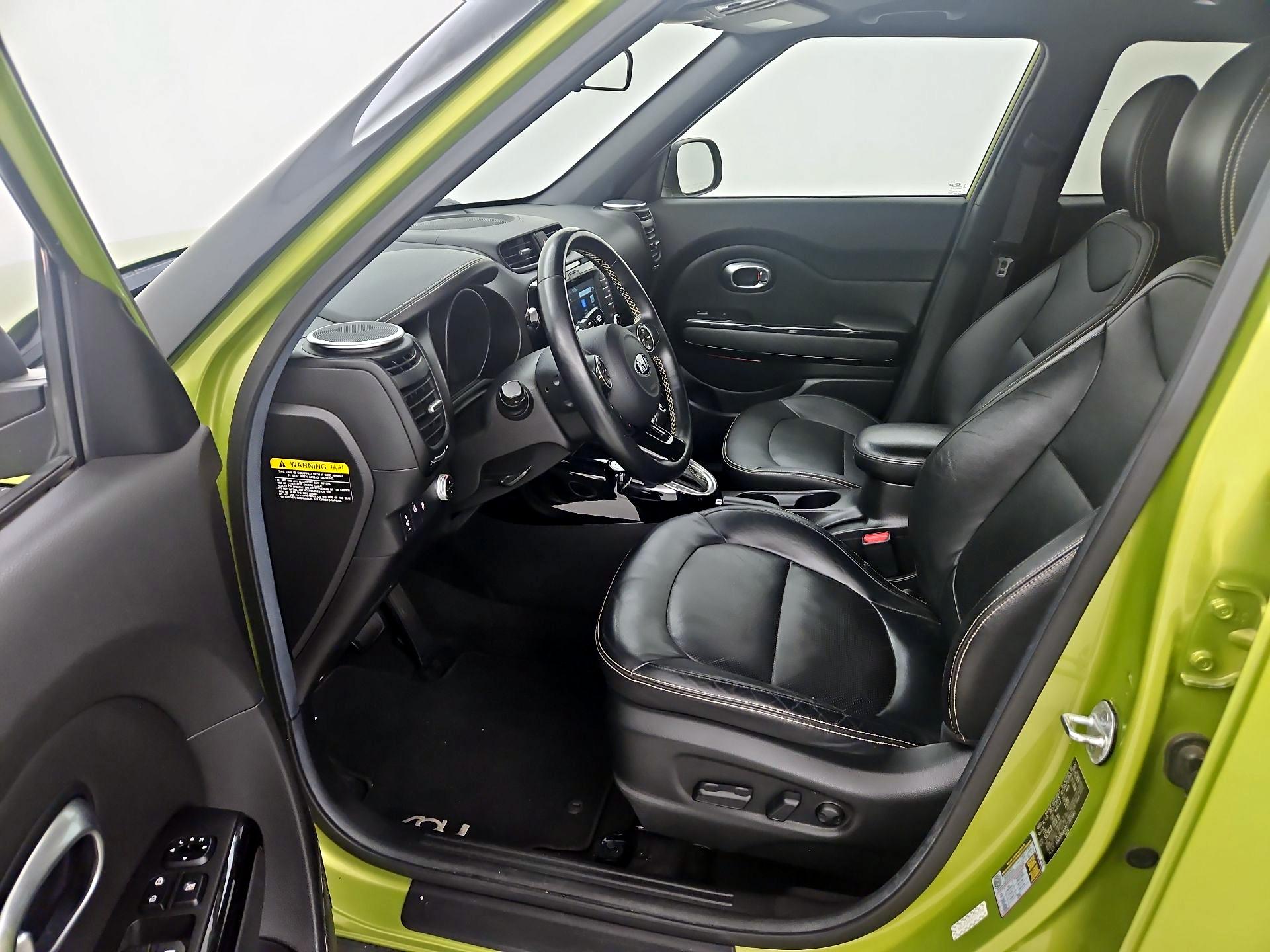 Thumbnail: 2015 Kia Soul - 11