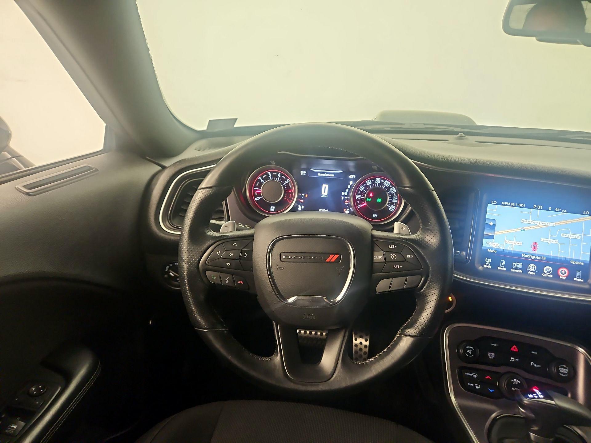 Thumbnail: 2015 Dodge Challenger - 10