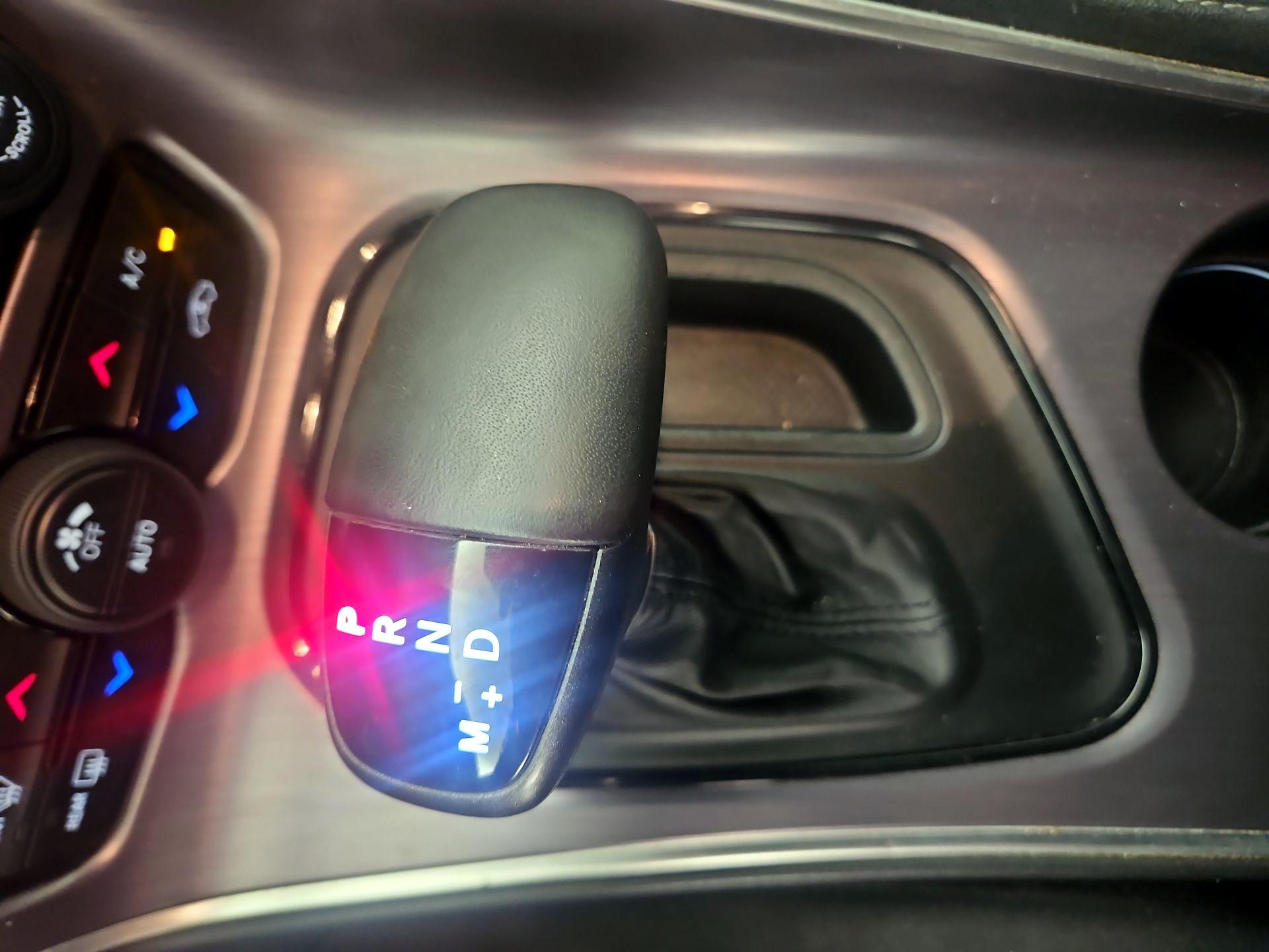 Thumbnail: 2015 Dodge Challenger - 18