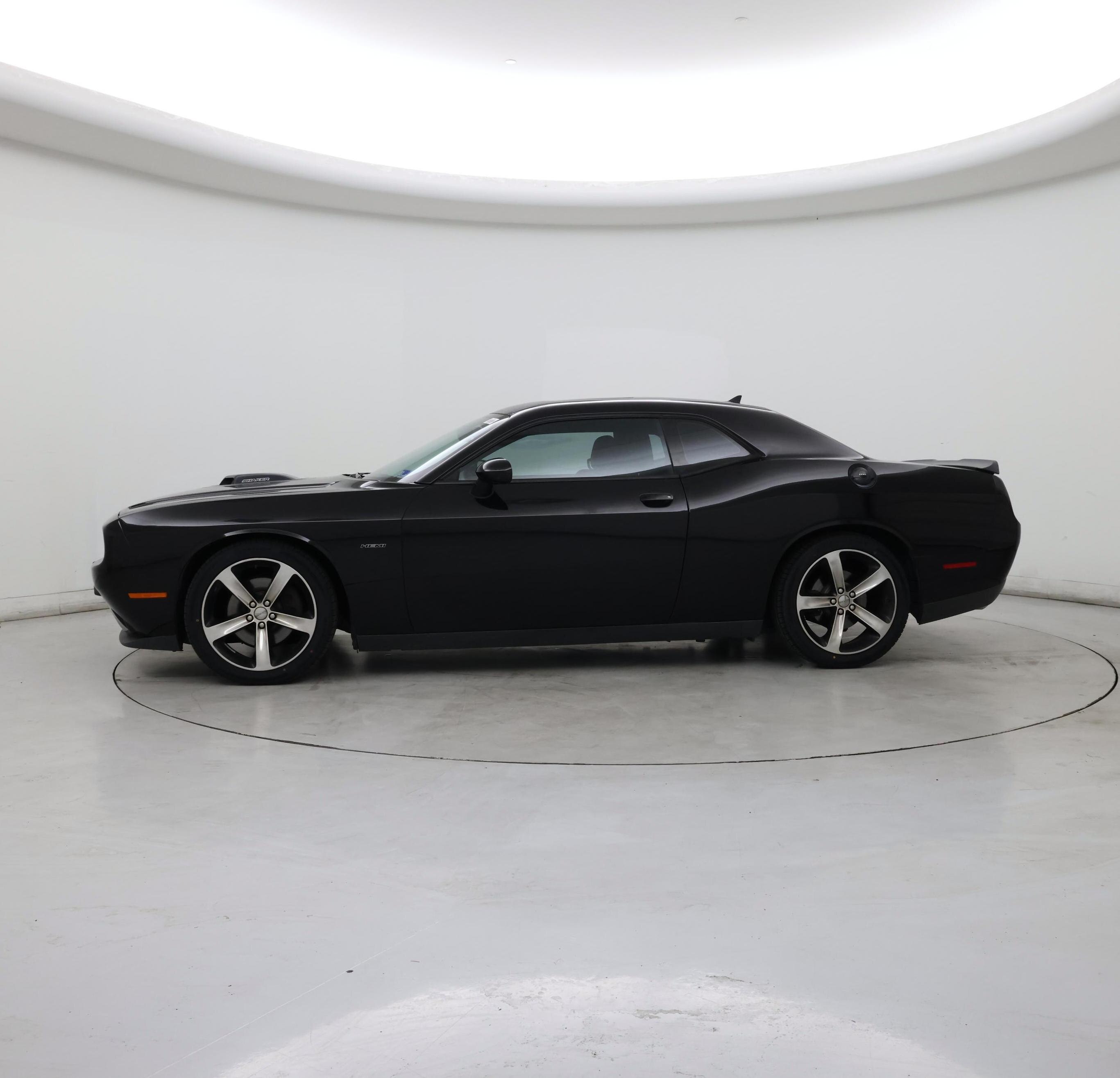 Thumbnail: 2015 Dodge Challenger - 3
