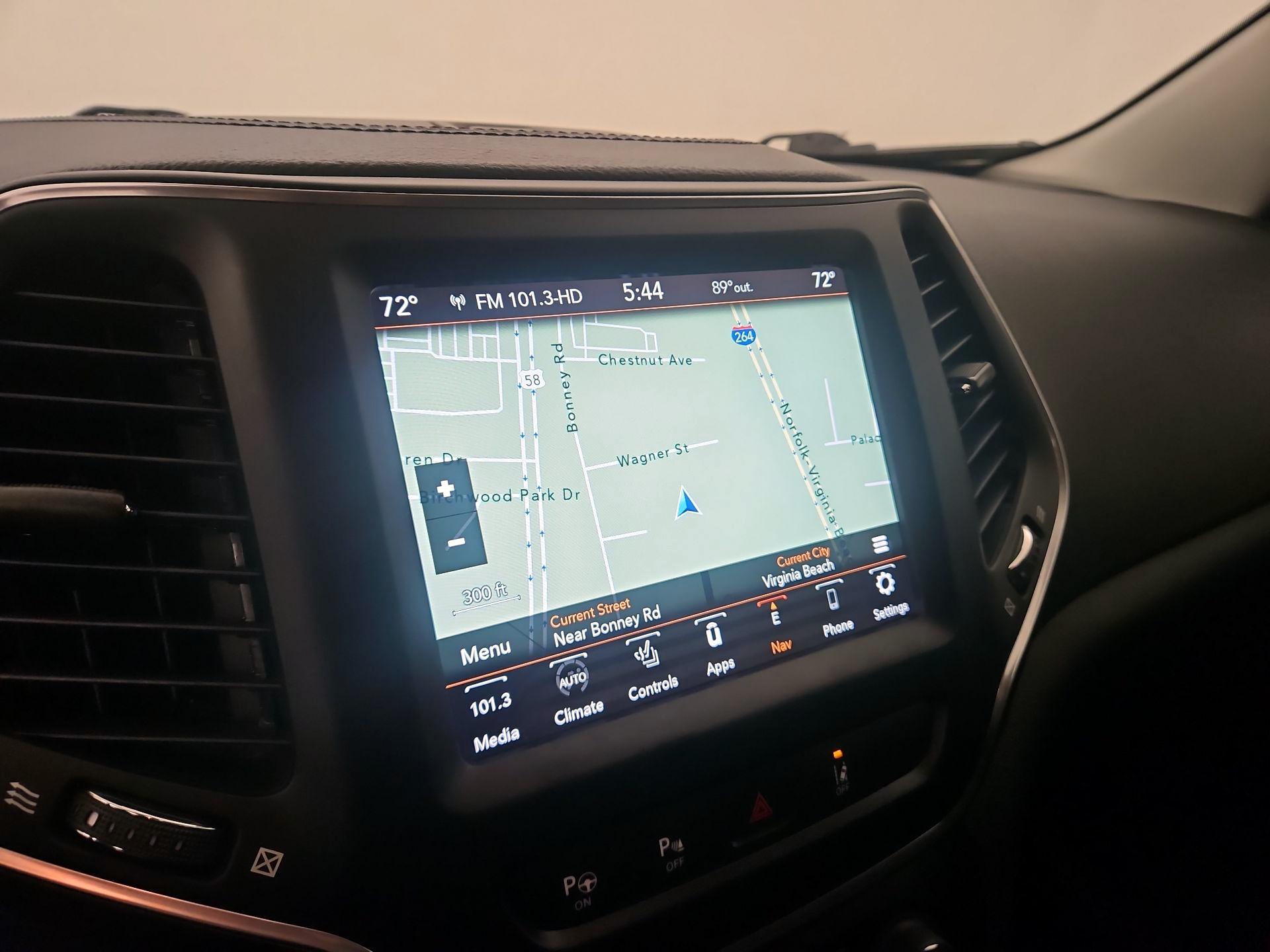 Thumbnail: 2023 Jeep Cherokee - 14