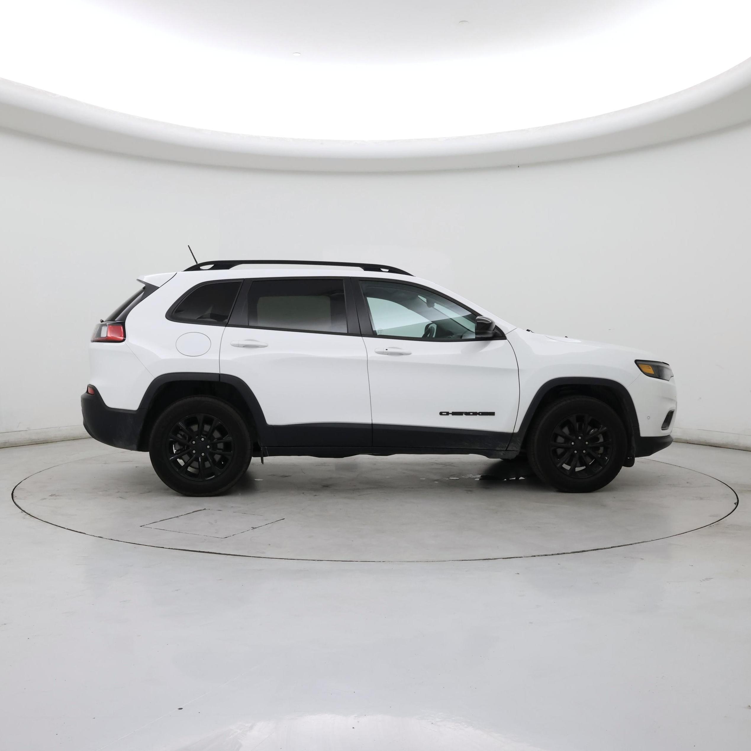 Thumbnail: 2023 Jeep Cherokee - 7