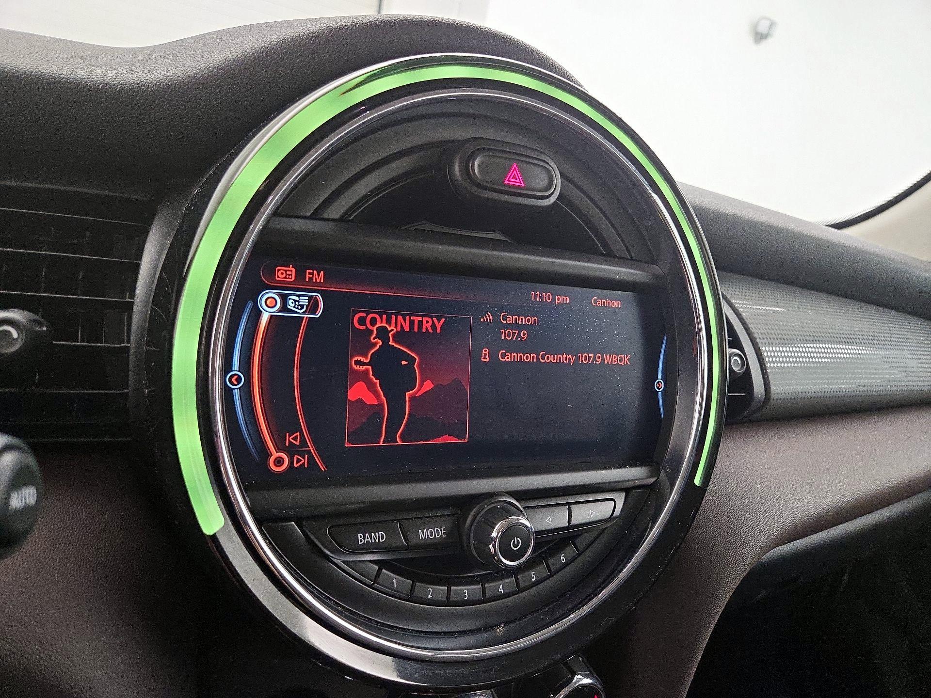 Thumbnail: 2017 MINI Cooper Hardtop - 16